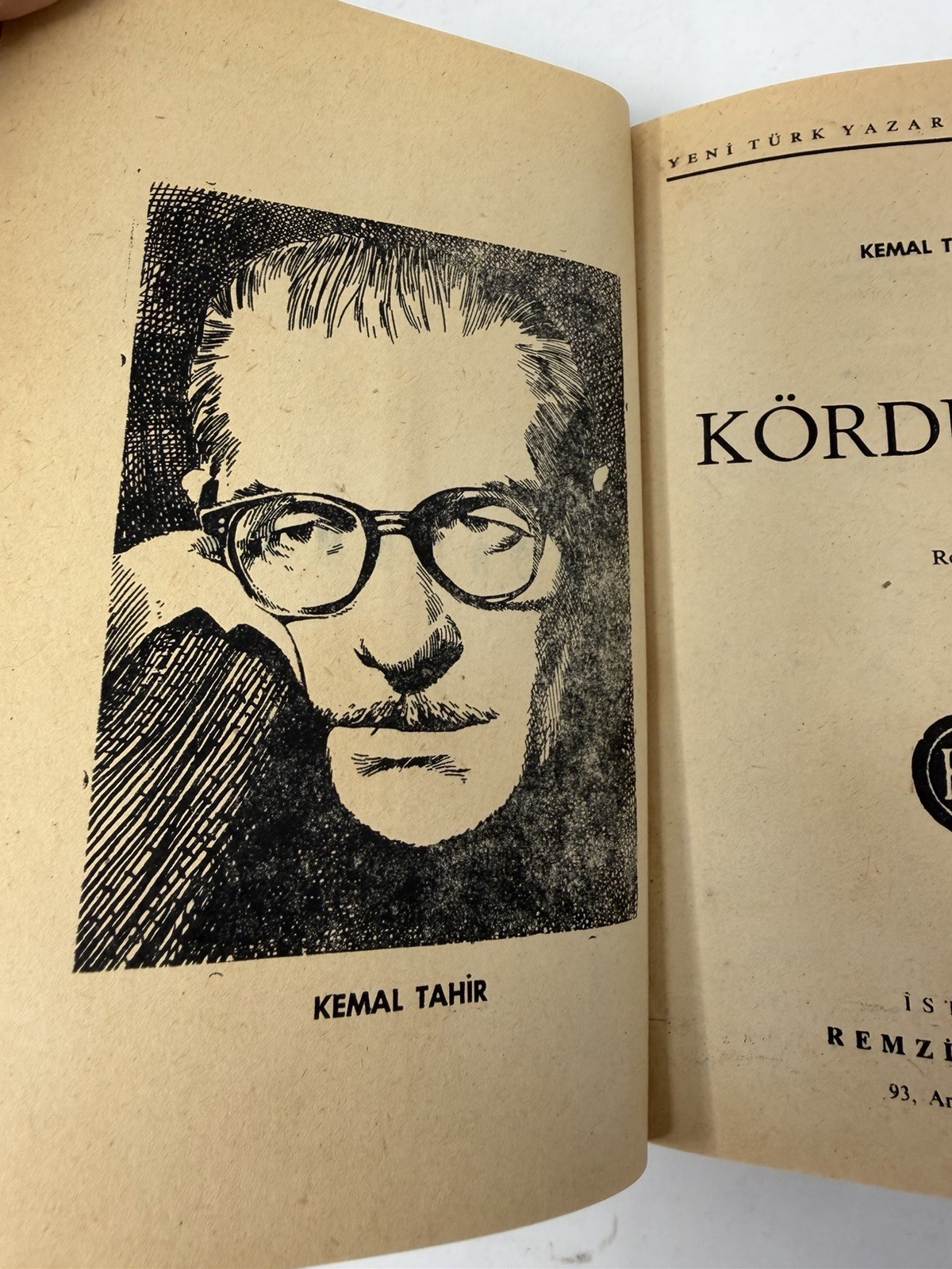 Kemal Tahir Körduman 1957 Turkish Novel Remzi Kitabevi Hardcover Rare