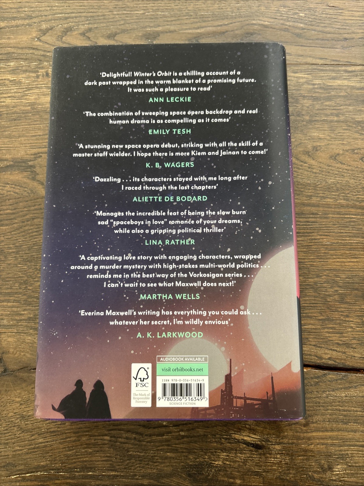Winter&rsquo;s Orbit by Everina Maxwell (Special Green Pages + Signed) Hardcover￼
