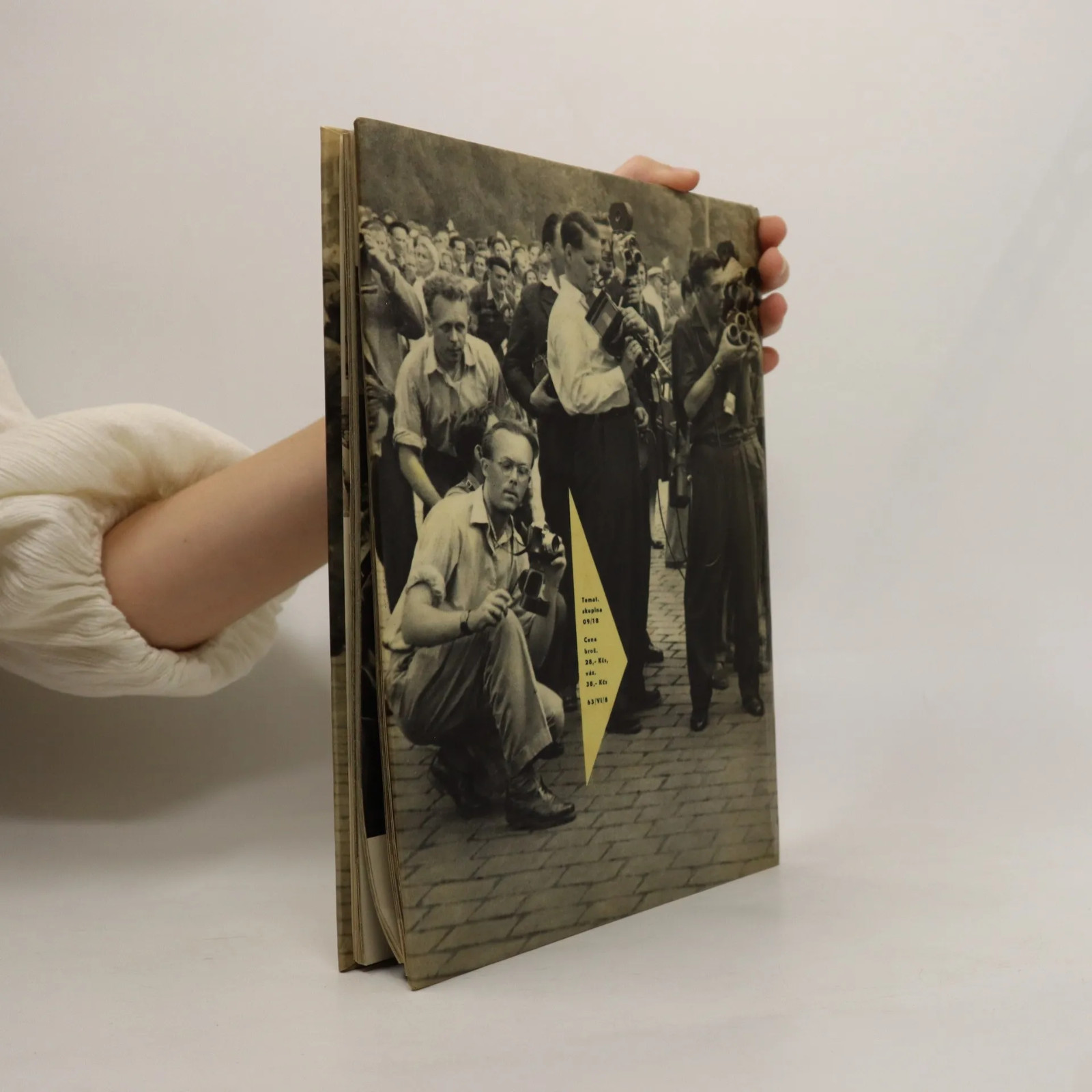 photogravure Czech photobook 1961 Vilem Kropp V proudu zivota