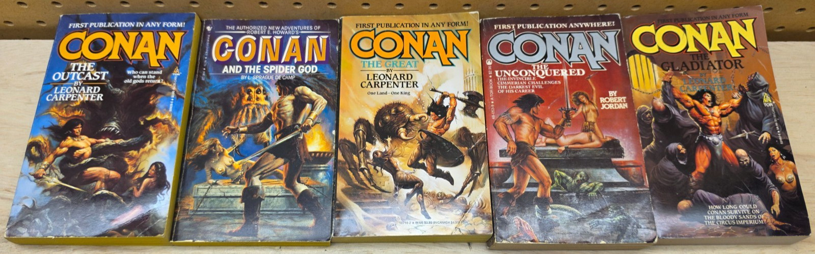 32 Vintage « CONAN the BARBARIAN » Book Lot Robert E Howard SHIPS NEXT DAY