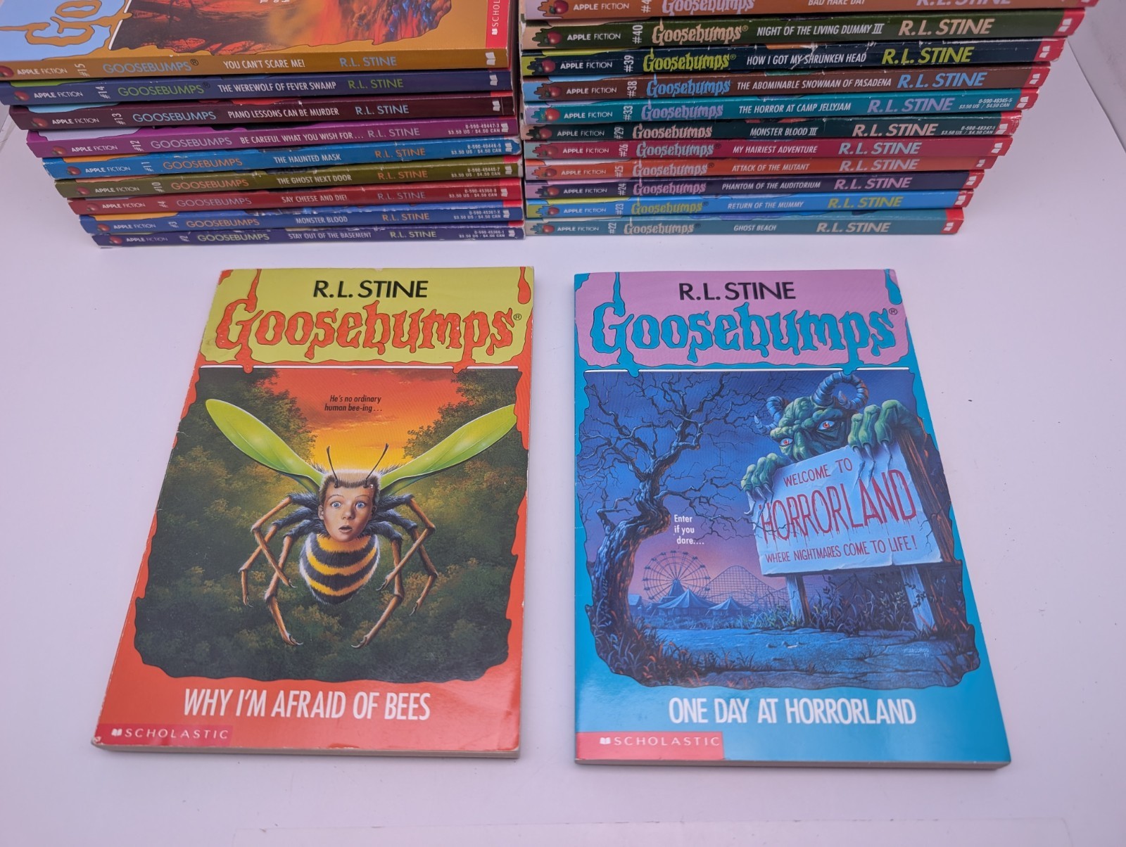 LOT OF 30: Vintage 90s RL Stine GOOSEBUMPS Books VG/EX All Different + Extras