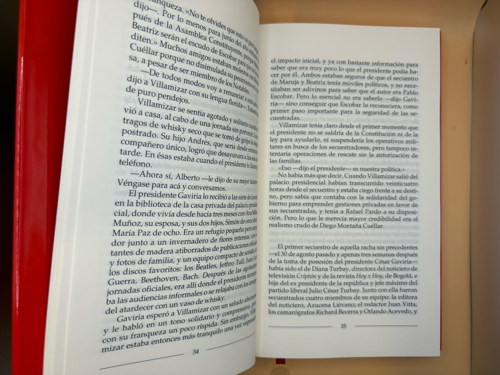 Noticia de un secuestro / Gabriel García Márquez / 1996 Hardcover / Mondadori