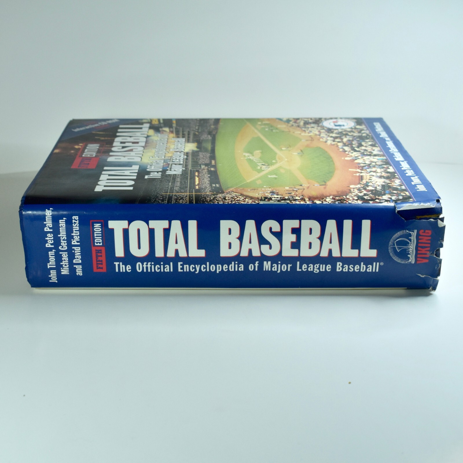 Total Baseball The Official Encyclopedia of MLB, Fifth Edition, 1997 Hardcover