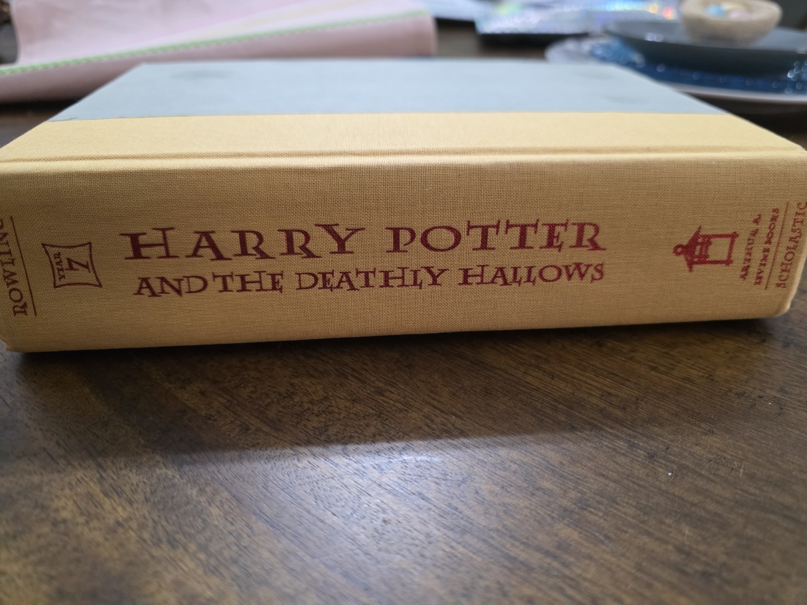 Harry Potter and the Deathly Hallows 2007 First Edition (error print 759 Pages)