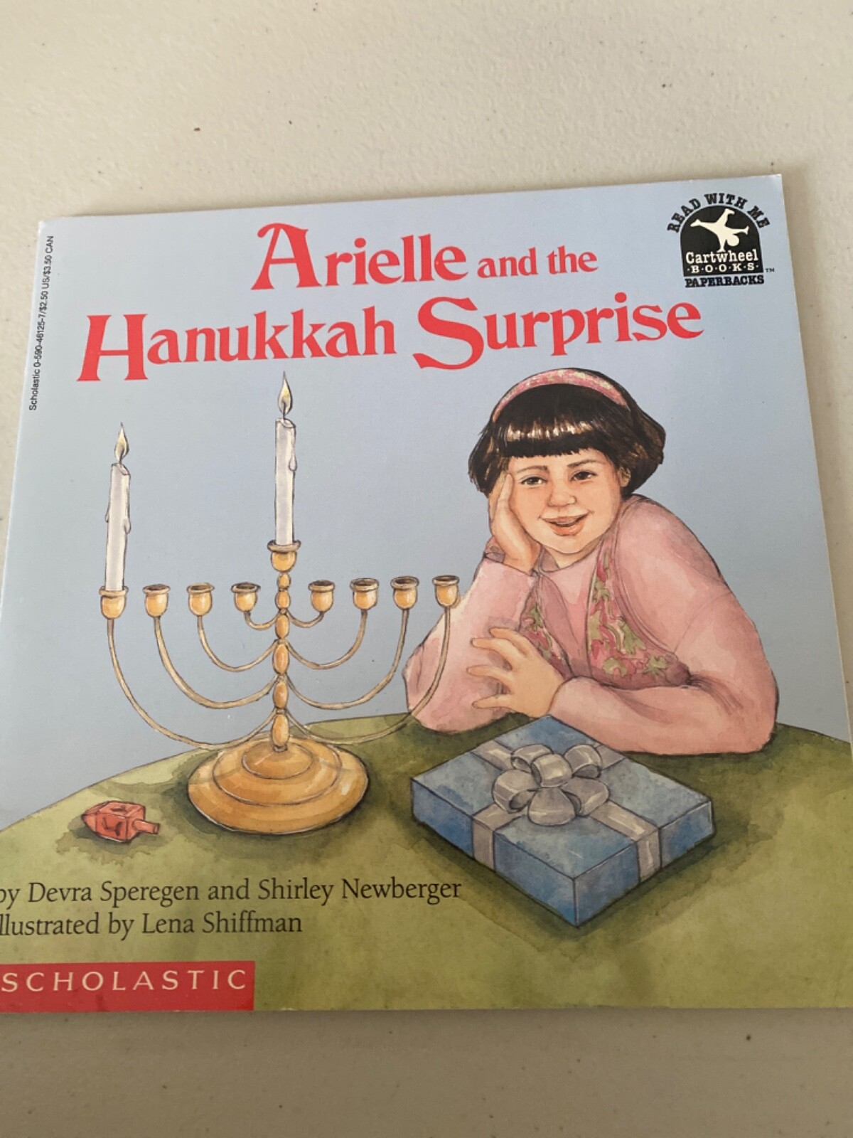 Lot of 6 Jewish Childrens Books -Hanukkah