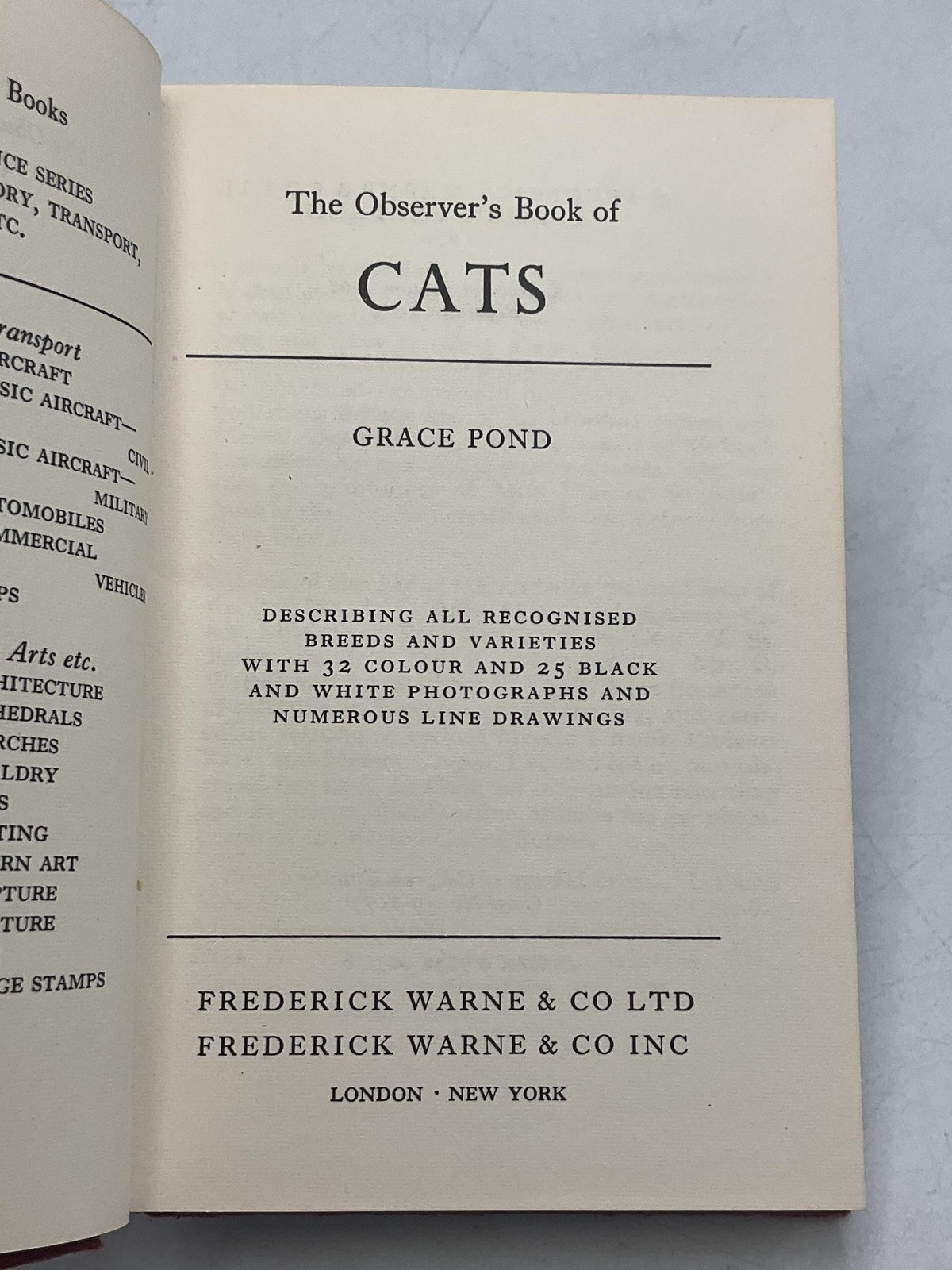 Vintage The Observer&rsquo;s Book Of Cats Grace Pond Hardcover 1971 Warne Pocket Size