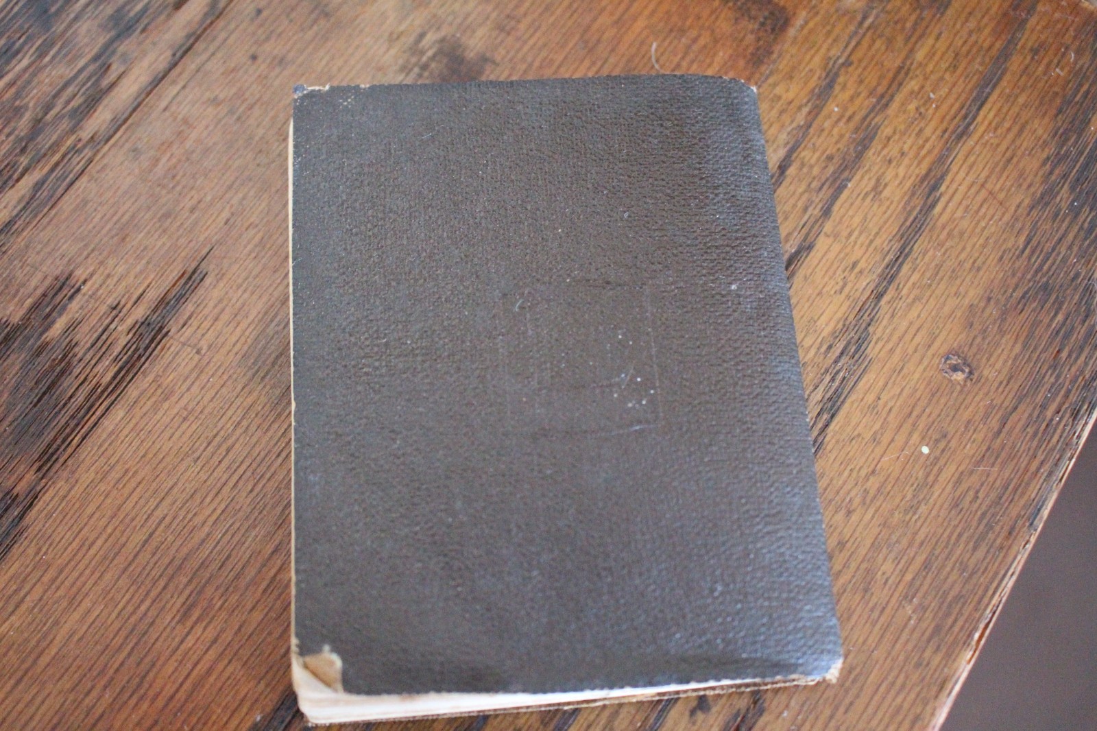 Little Leather Library – A CHRISTMAS CAROL Charles Dickens Antique Book 1920&rsquo;s