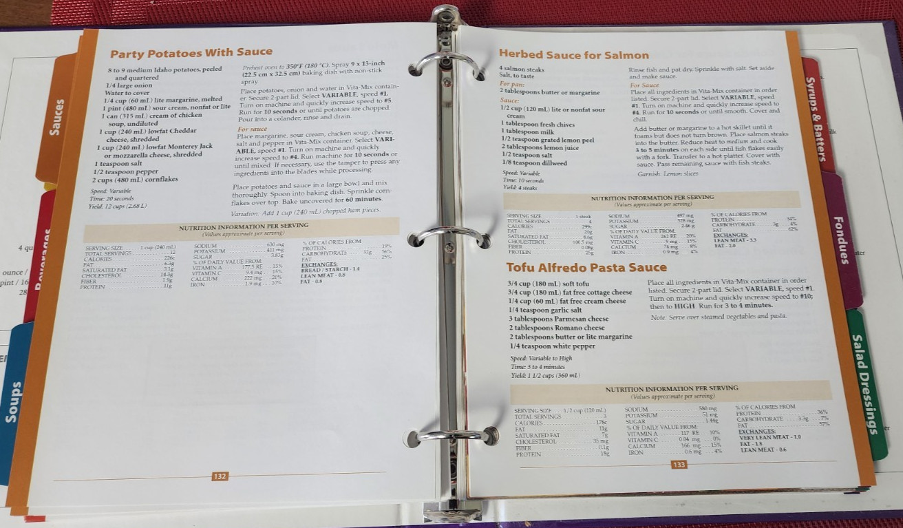 Vita-Mix XTN-208A 3-Ring Cookbook + Owner&rsquo;s Manual Whole Foods Recipes 3 Ring HB