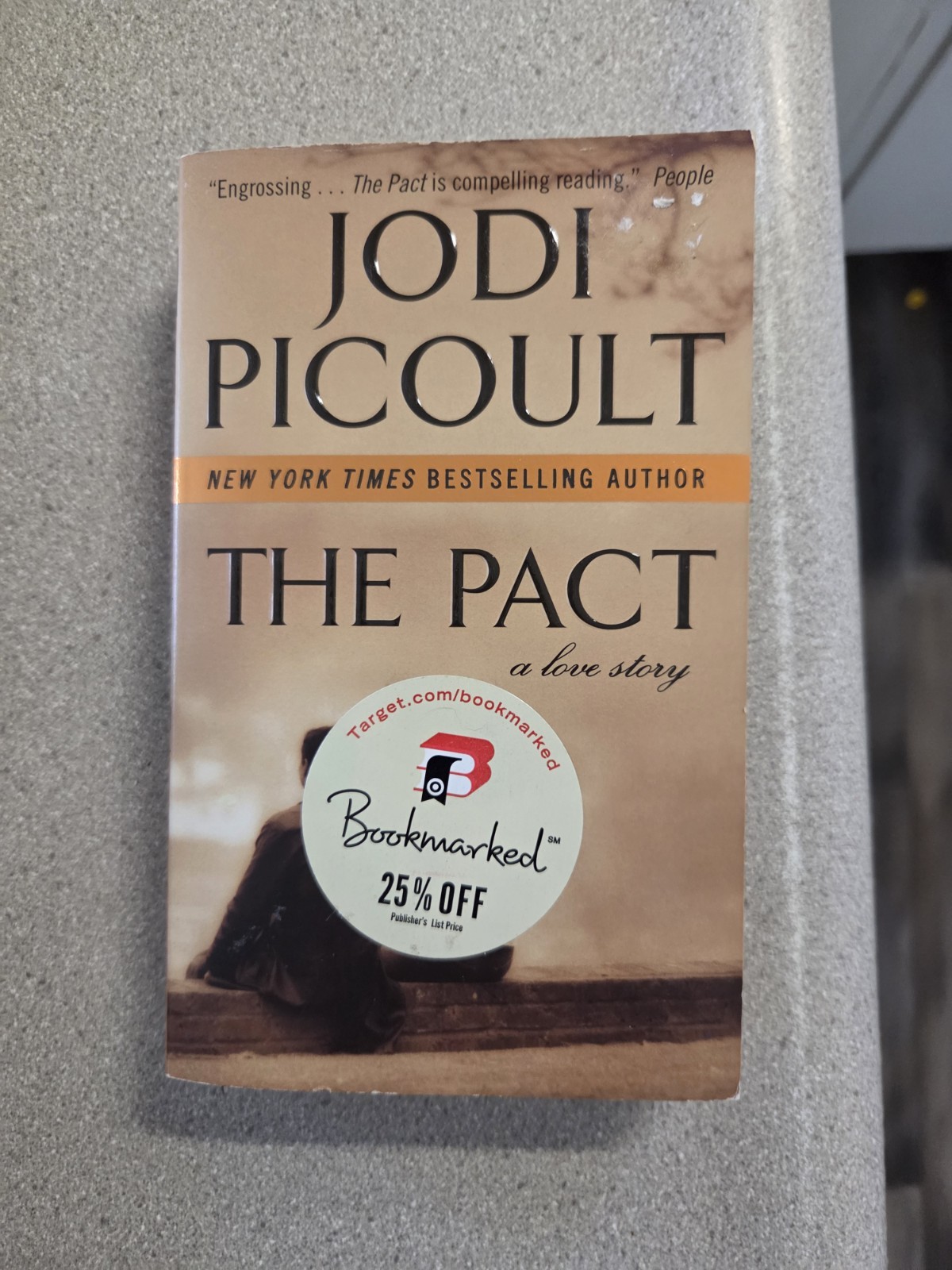 Jodi Picoult Lot Of 7 Books Paperback. Women&rsquo;s Fiction. Relationships Family