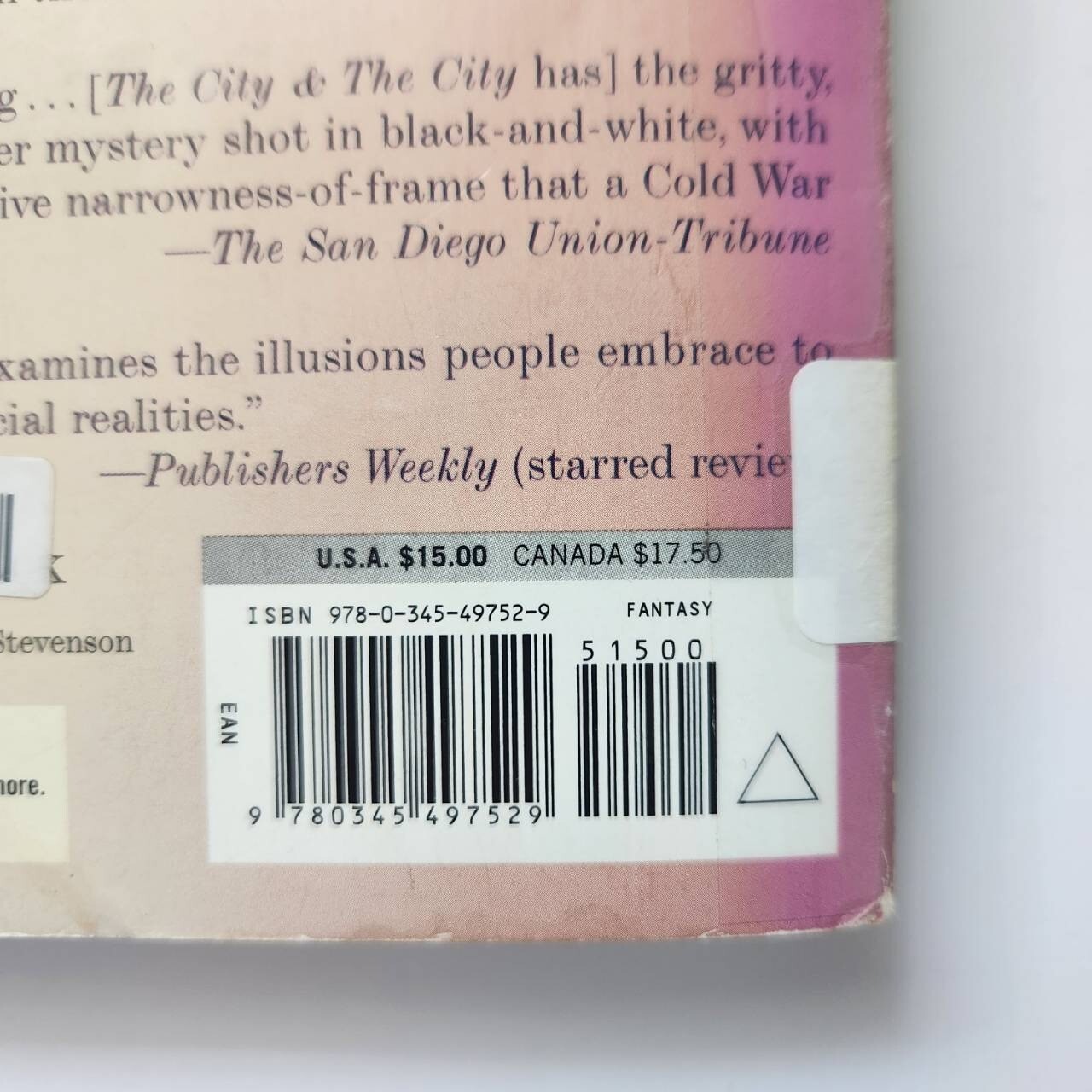 China Miéville « The City & The City » Paperback Book