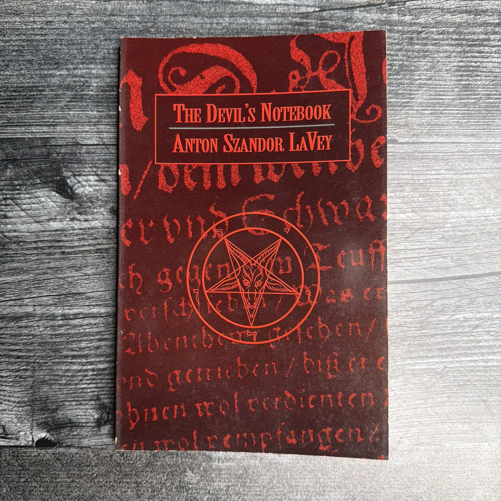Devil&rsquo;s Notebook by Anton Szandor LaVey (2000, Trade Paperback)