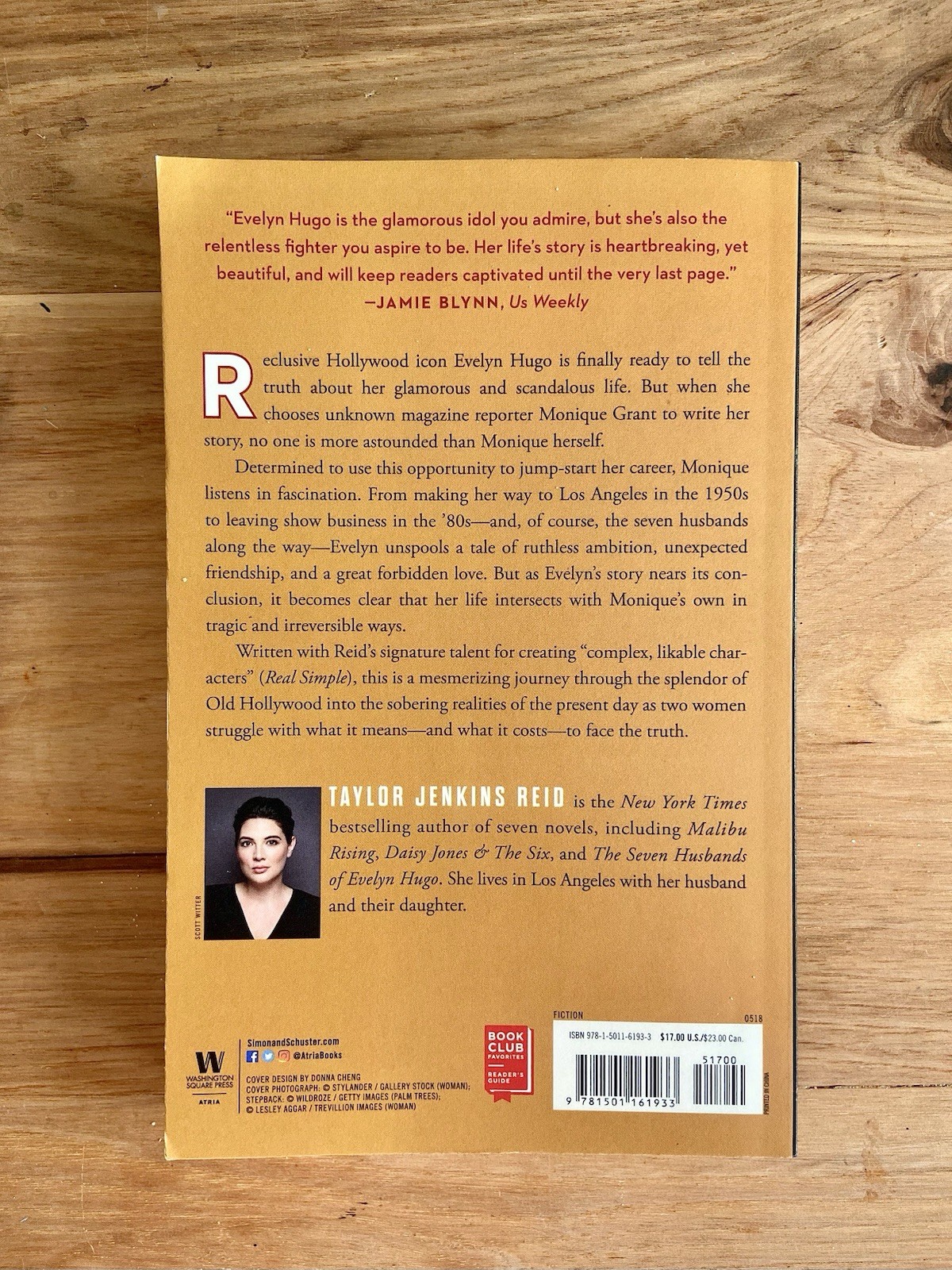 Seven Husbands of Evelyn Hugo Taylor Jenkins Reid Paperback Novel Young Adult