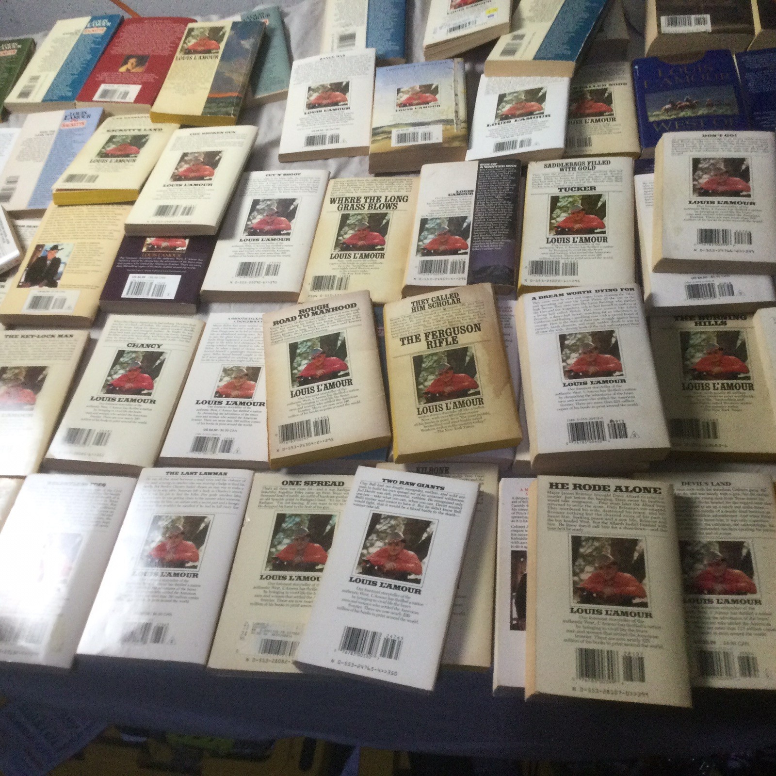 80+ Louis L&rsquo;Amour Paperback Lot Western Collection Sackett Series