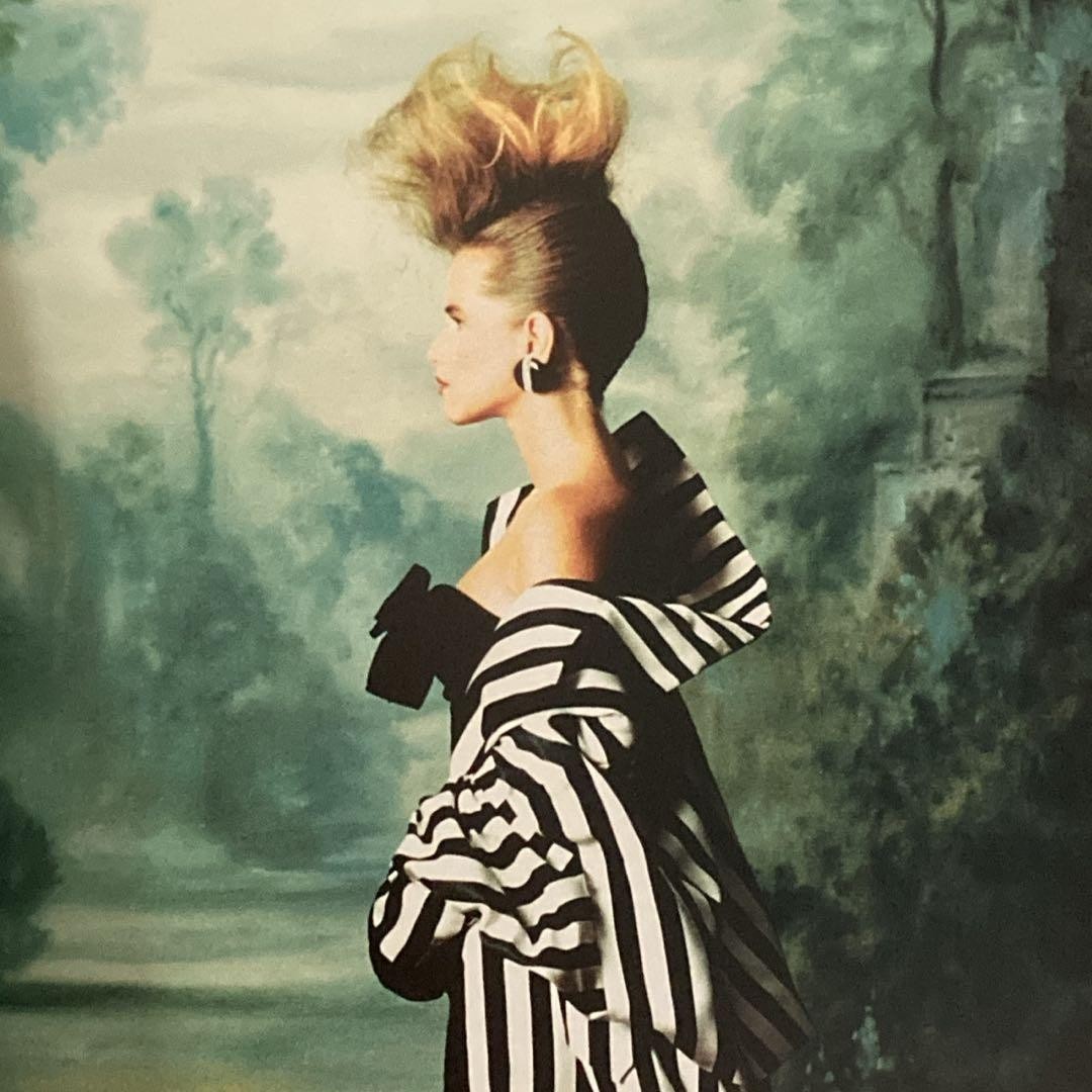 GRACE Thirty Years of Fashion at Vogue 408 Pages Foreign Book