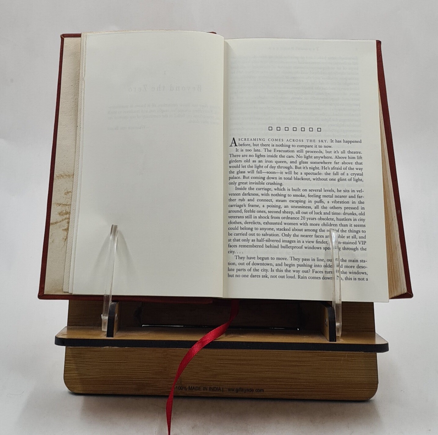 Gravity&rsquo;s Rainbow (Classics Deluxe Edition): (Penguin Cl [PREMIUM LEATHER BOUND]