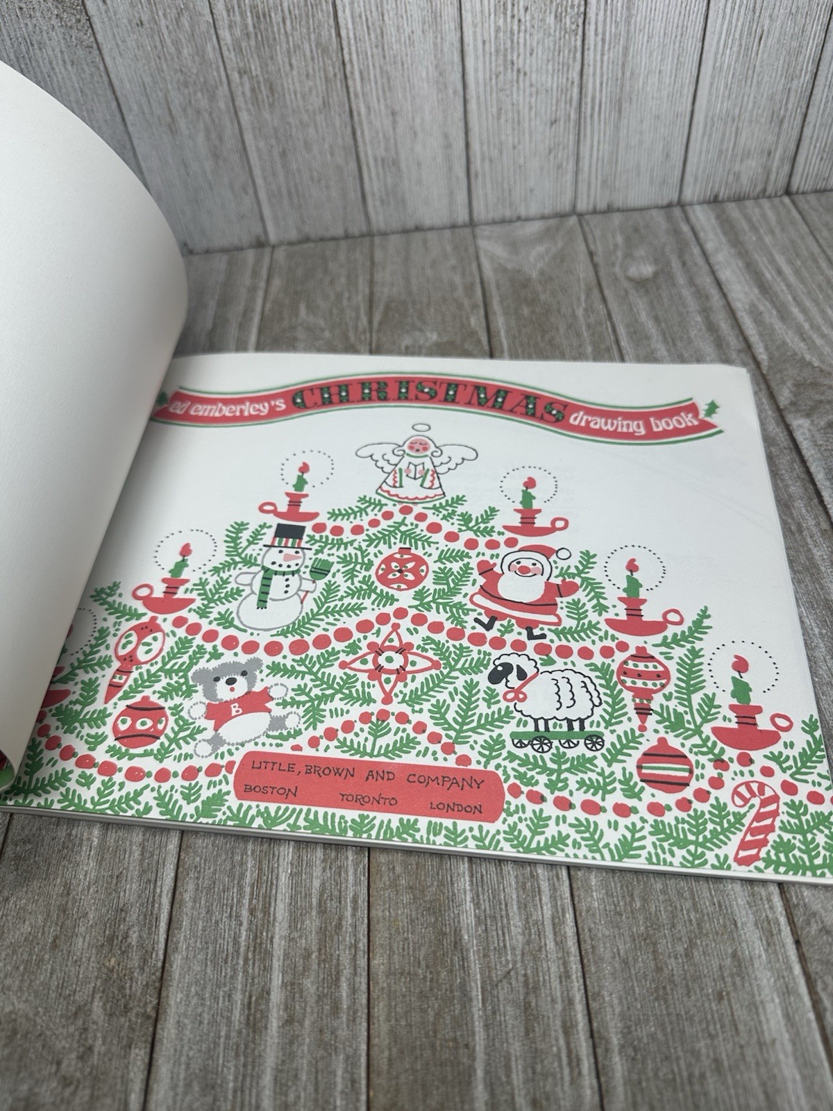 RARE Ed Emberley&rsquo;s Christmas Drawing Book 1987 Softcover Vintage 30 Pages