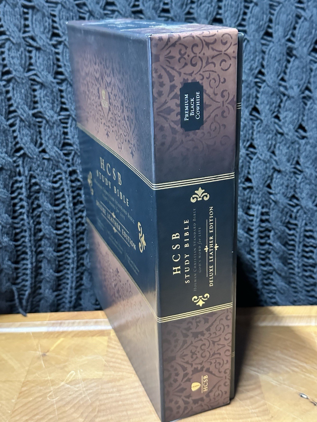 NEW: HCSB Study Bible – Deluxe Leather Edition – Premium Black Cowhide – NIB