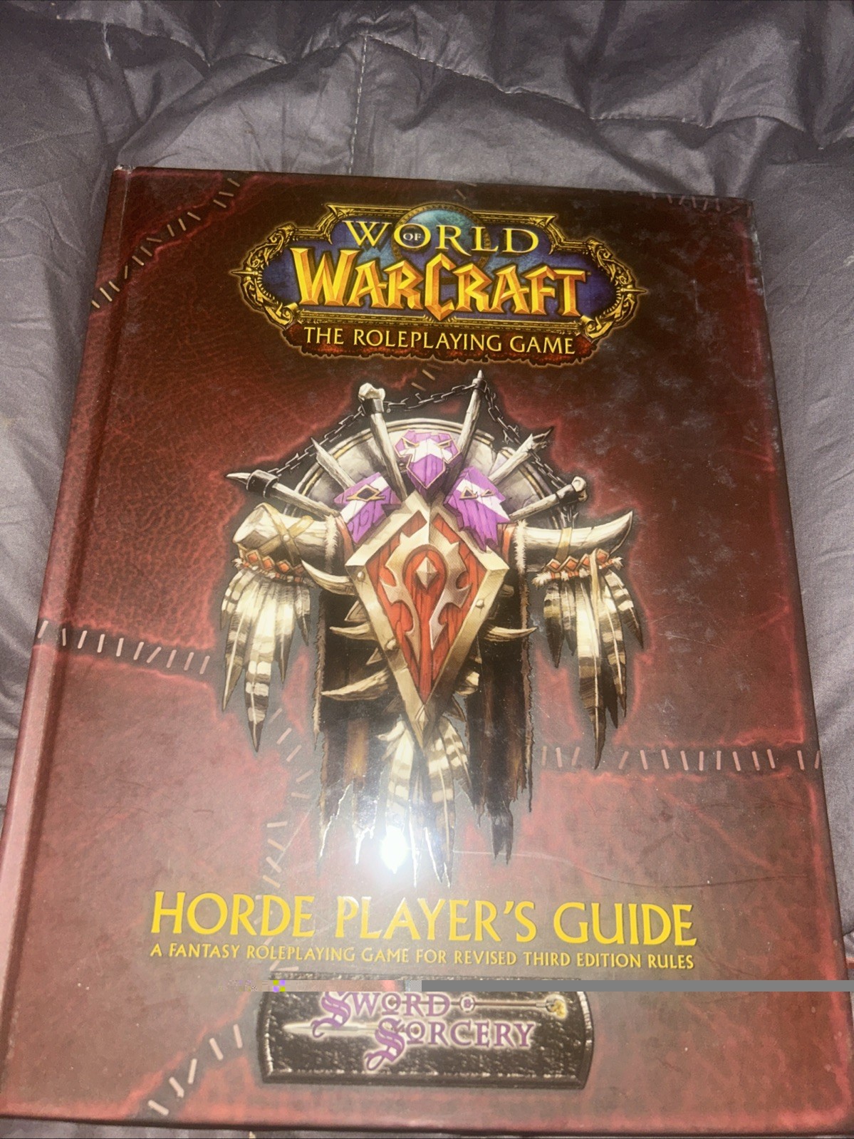 World of Warcraft: Horde Player&rsquo;s Guide by Bruce Graw Hardcover – New Old Stock