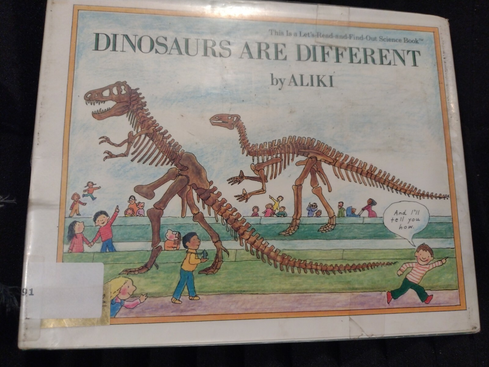 Let&rsquo;s-Read-and-Find-Out-Science Ser.: Dinosaurs Are Different by Aliki (1985,…