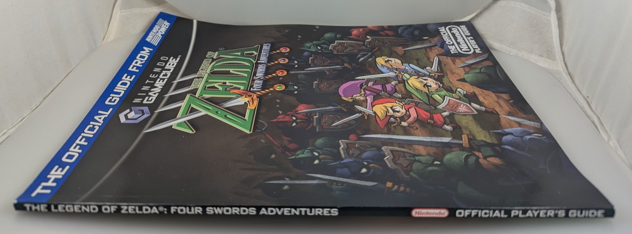 Nintendo Power Gamecube – Legend of Zelda Four Swords Adventures Guide w/ Poster