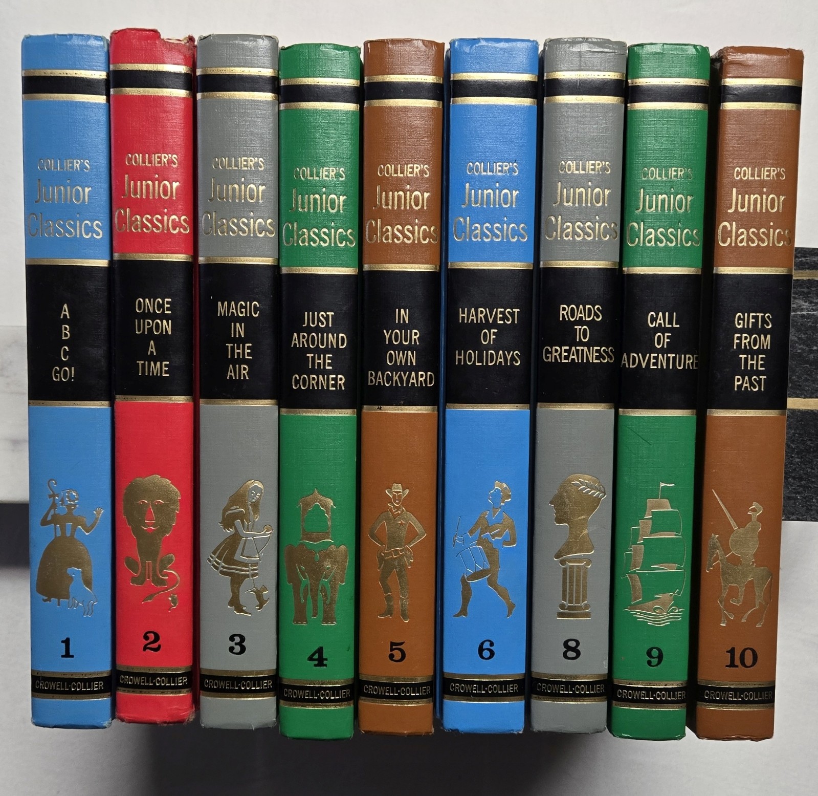 Collier&rsquo;s Junior Classics Lot 9 (1-10 Missing 7)Young Folks Shelf of Books 1962