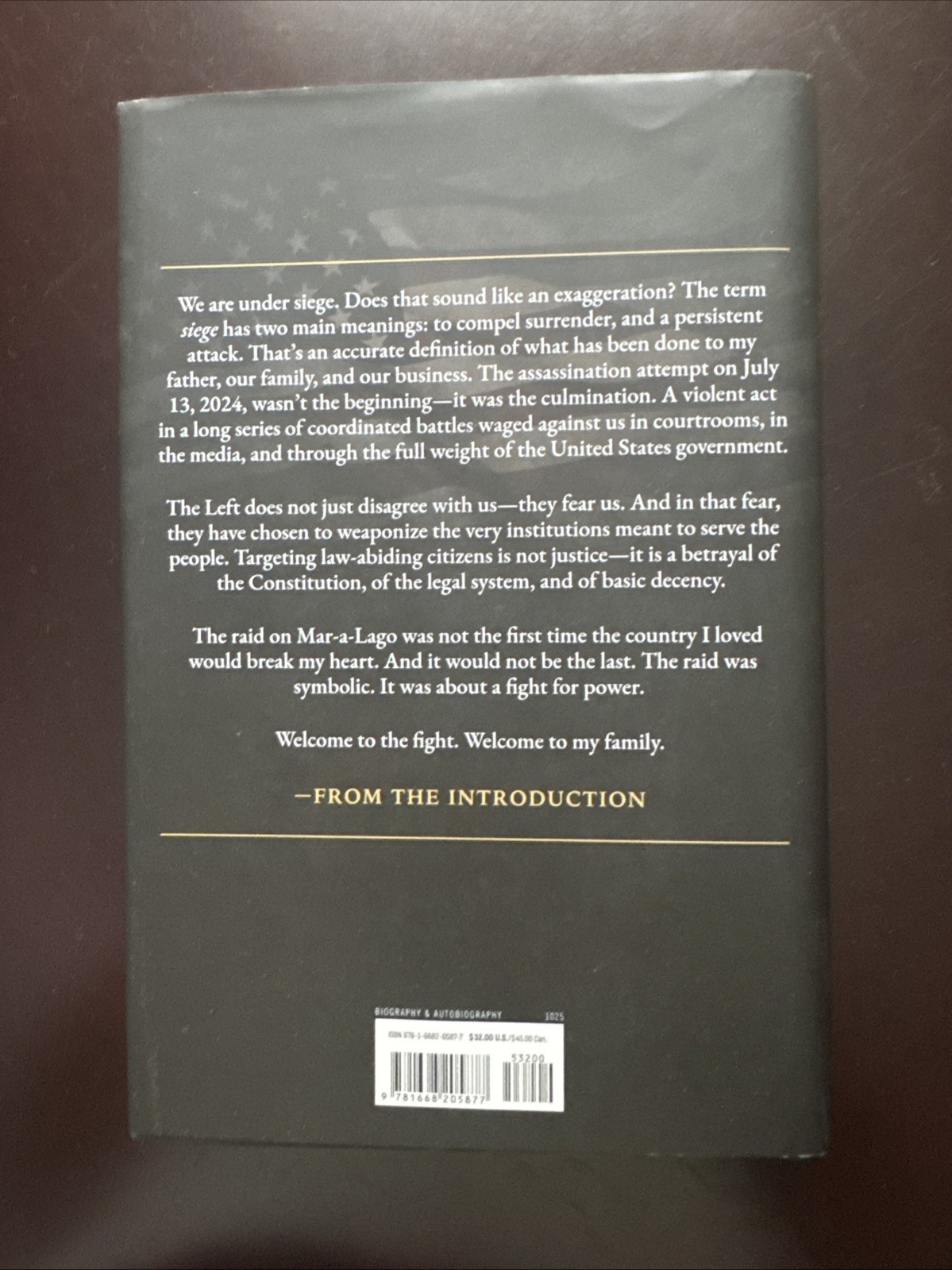Under Siege : My Family&rsquo;s Fight to Save Our Nation by Eric Trump (2025,…