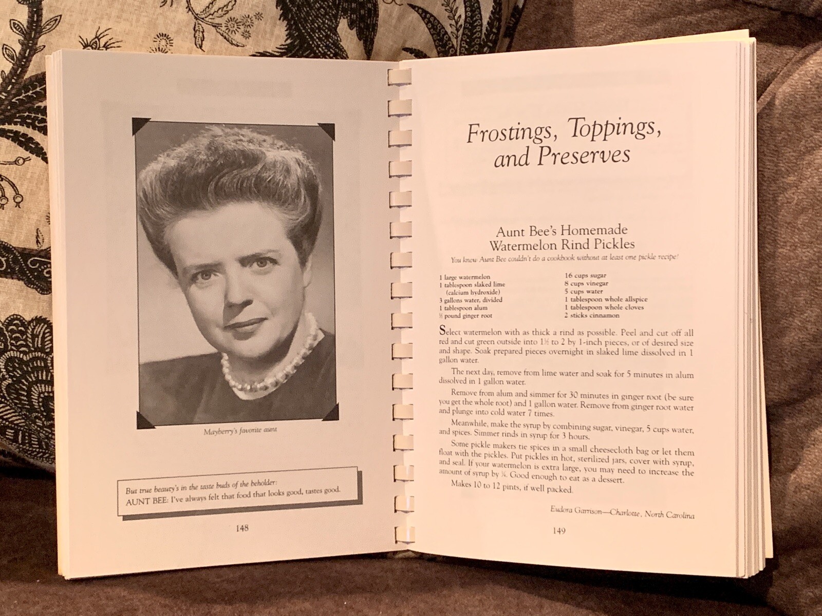 Aunt Bee&rsquo;s Delightful Desserts By Ken Beck & Jim Clark CookBook Pastry Cook Book