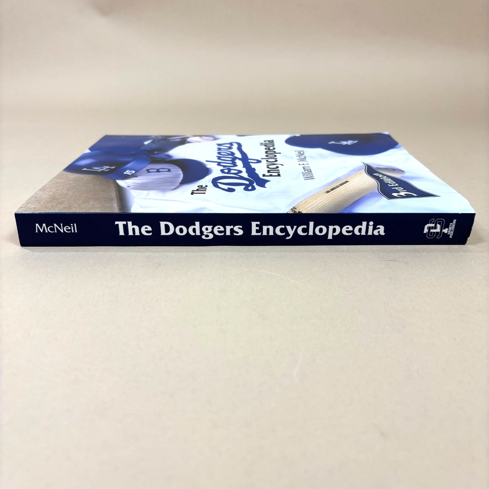 « The Dodgers Encyclopedia » – 3rd Edition by William McNeil – Like New