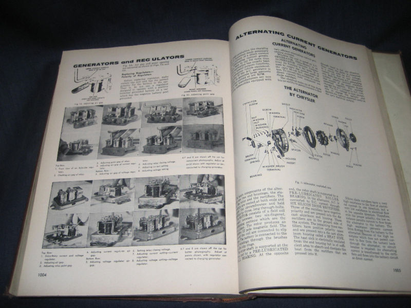 Vintage CHILTON&rsquo;S AUTO REPAIR MANUAL 1961 hardcover 32nd Edition