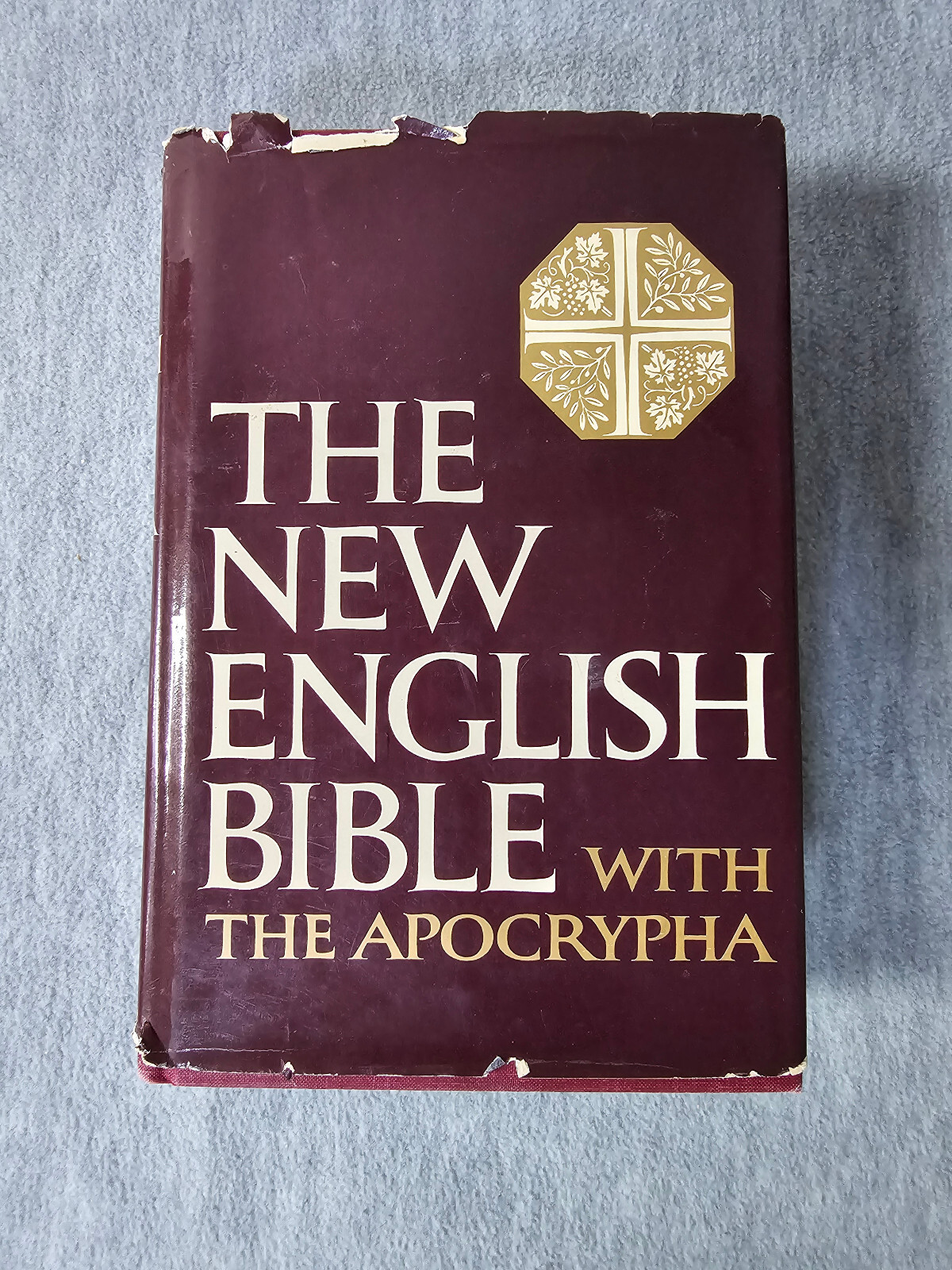 The New English Bible With the Apocrypha Oxford University Press 1970 Cambridge