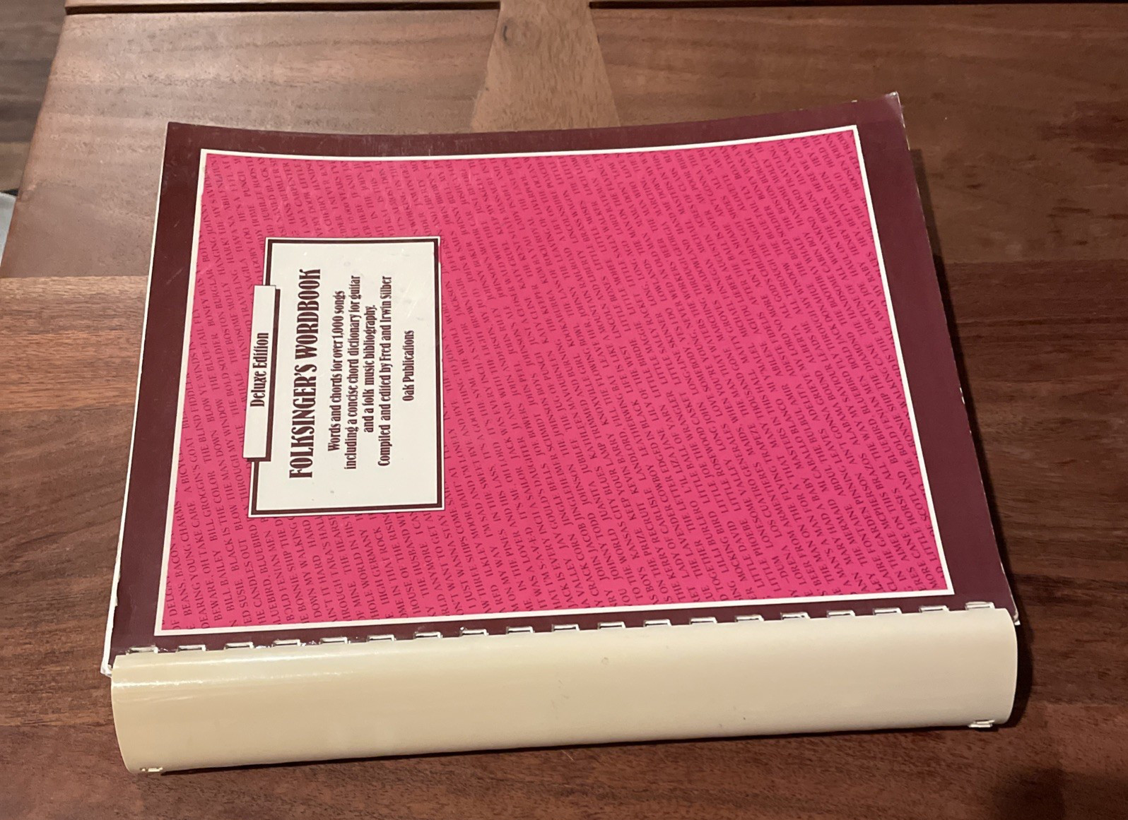 Folksinger&rsquo;s Wordbook Deluxe Edition Fred & Irwin Silber 1973 Oak Pub 1000 Songs
