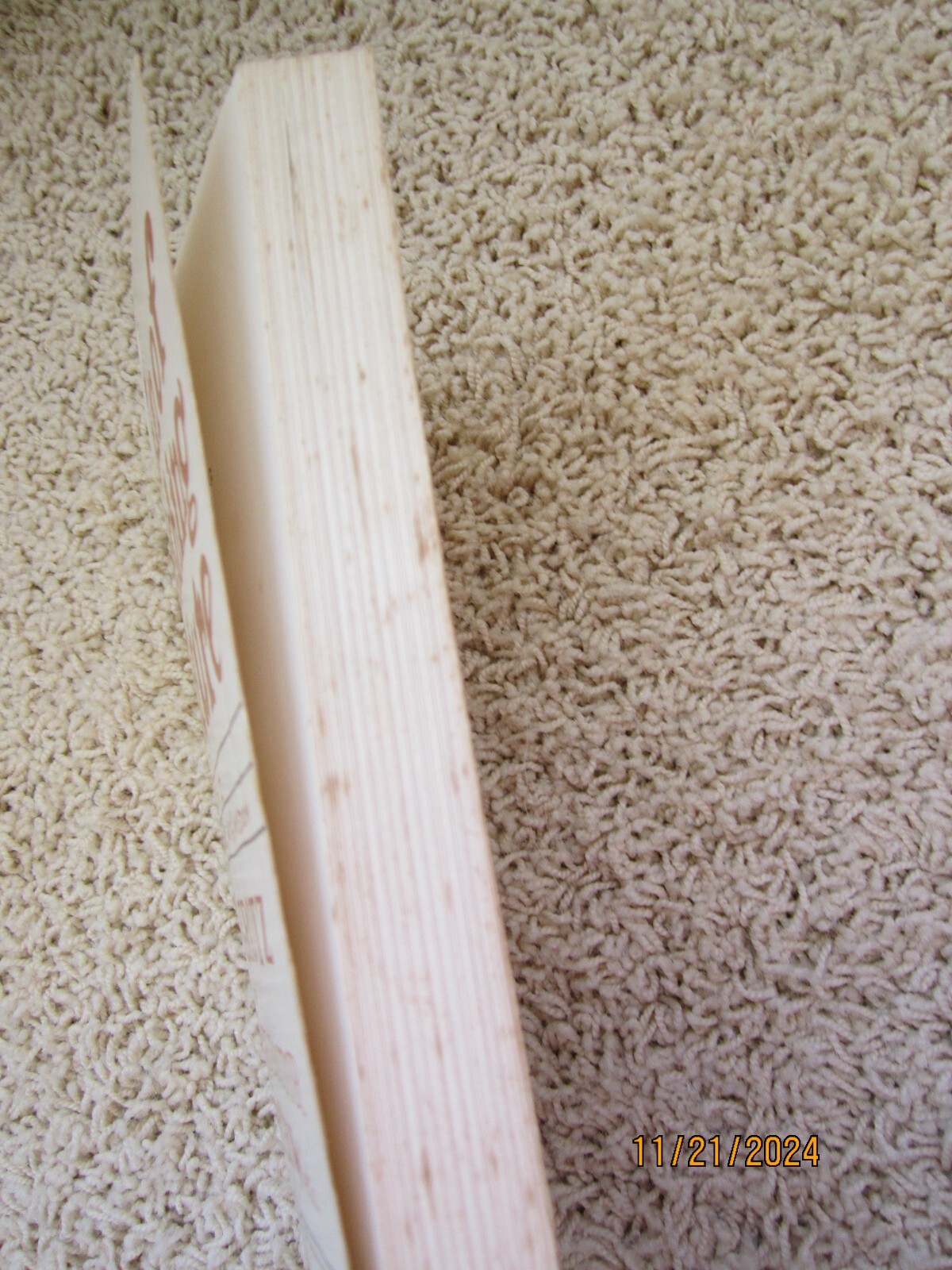 « The Fun of Refinishing Furniture » 1976 Grotz 244 pages ISBN 0-385-14916-6