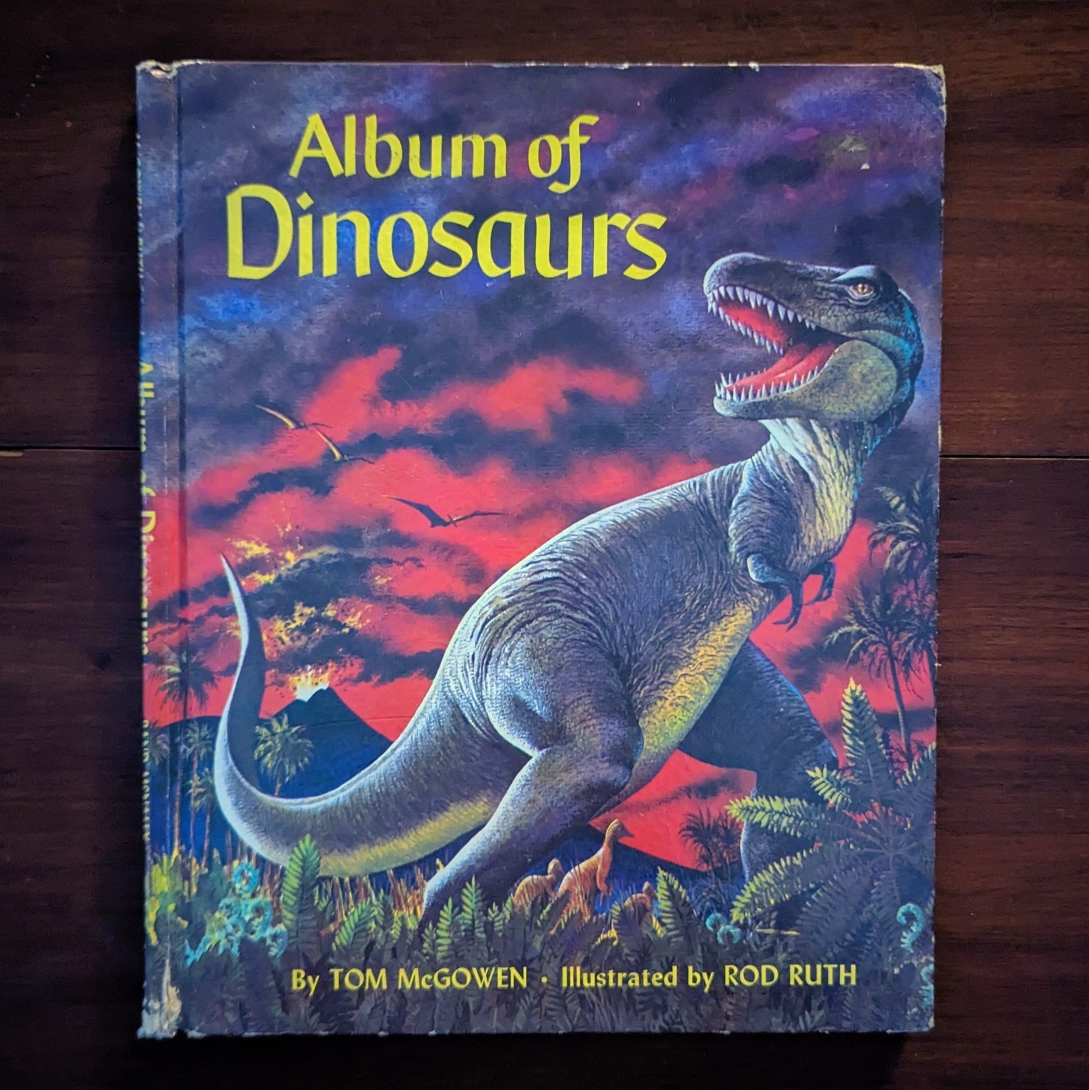 Album Of Dinosaurs Vintage Children&rsquo;s Hardcover Tom McGowen Rand McNally 1976