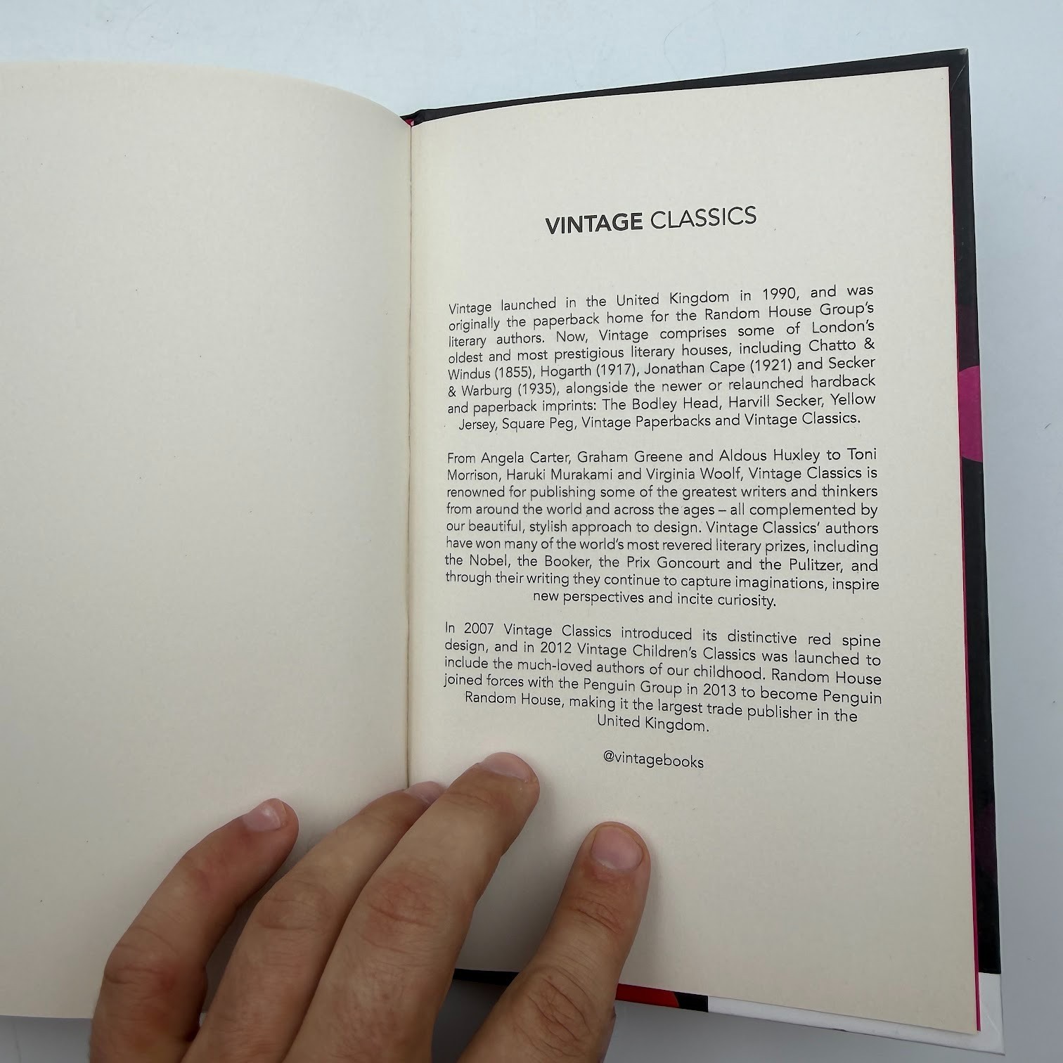 After Dark: Murakami&rsquo;s Atmospheric Masterpiece Murakami Collectible Classics HC