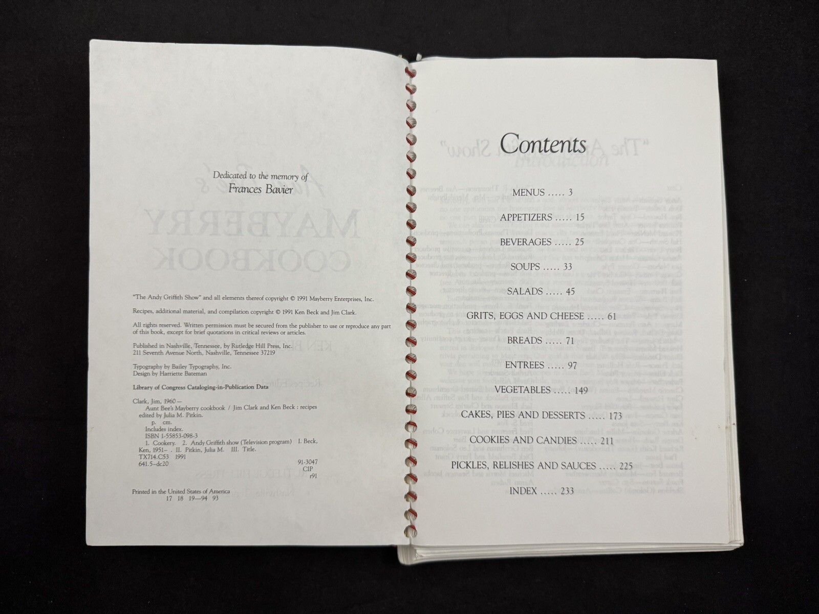 Aunt Bee&rsquo;s Mayberry Cookbook by Ken Beck & Jim Clark (1991)