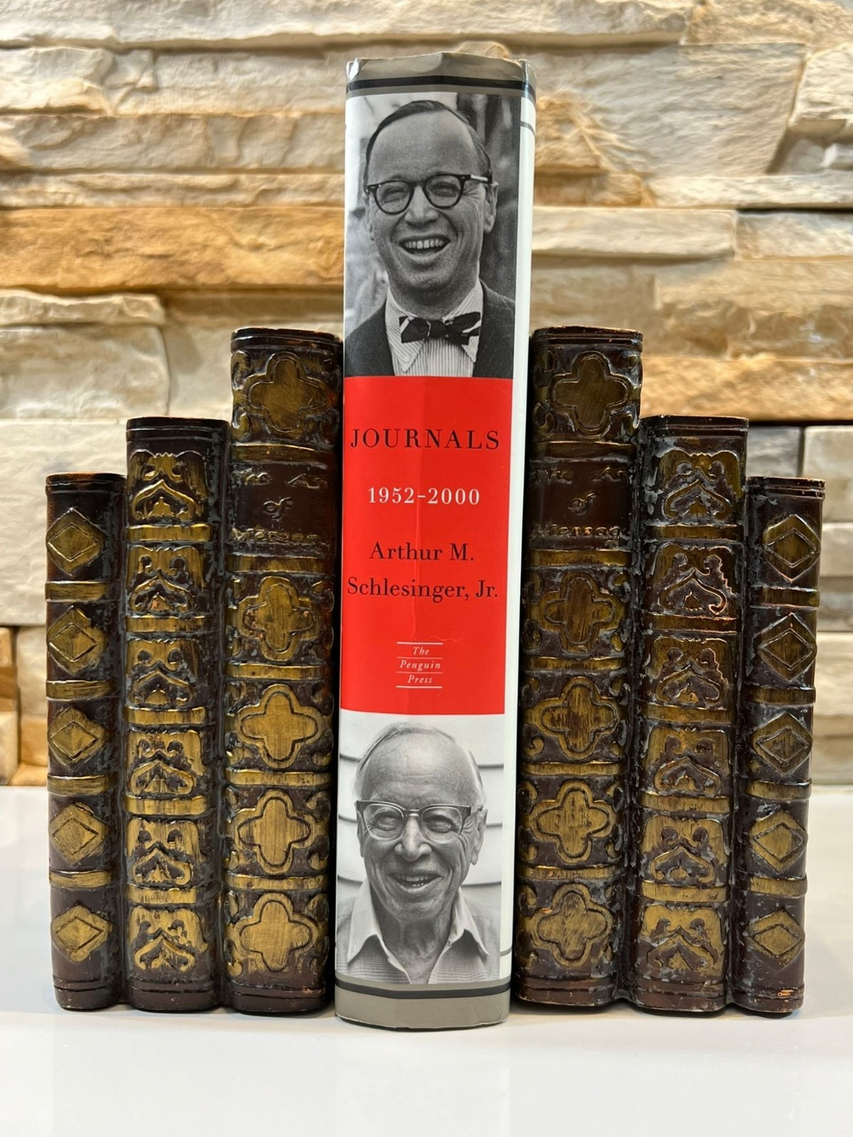 Journals 1952-2000 Arthur M Schlesinger Jr First Published June 2007 Biography
