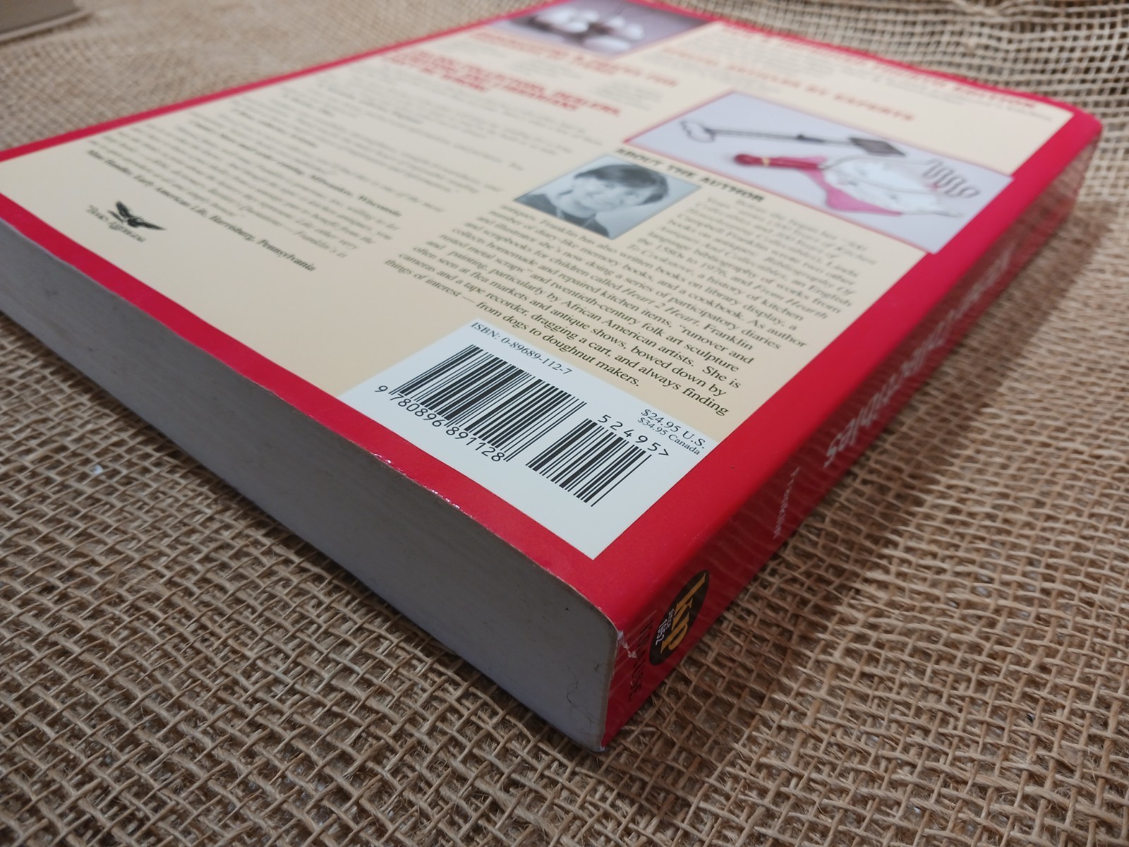 300 Years of Kitchen Collectibles : Identification and Value Guide; 4th ed.&rsquo; PB