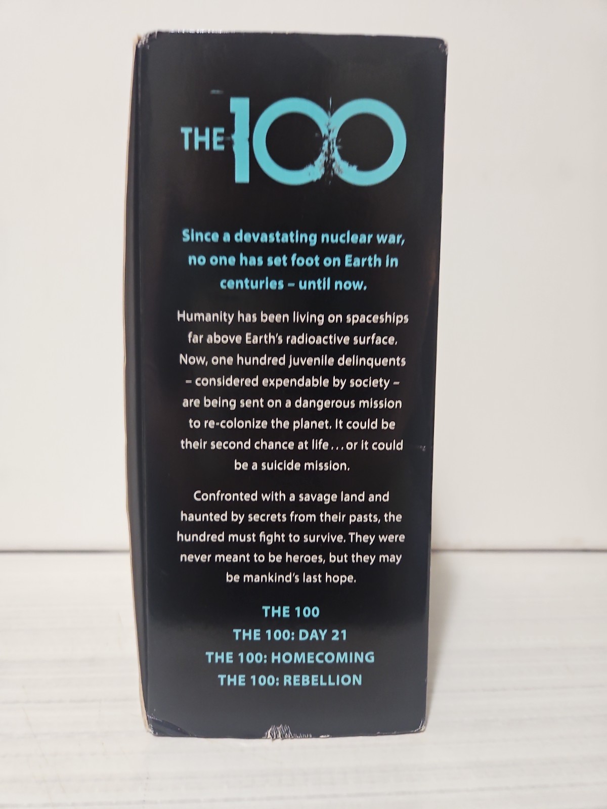 The 100 by Kass Morgan 4 Book Collection Boxed Set (2014 Trade Paperback)