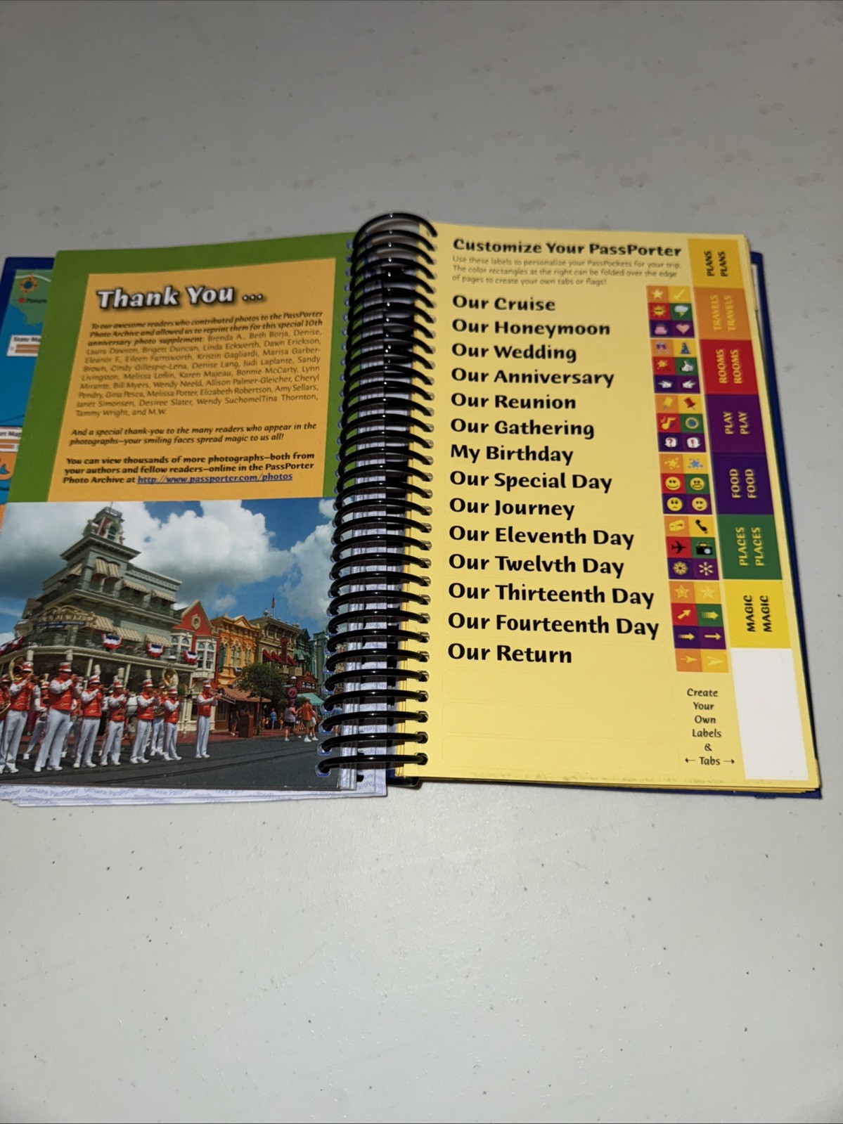 PassPorter&rsquo;s Walt Disney World 2009: The Unique Travel Guide, Planner, Organize