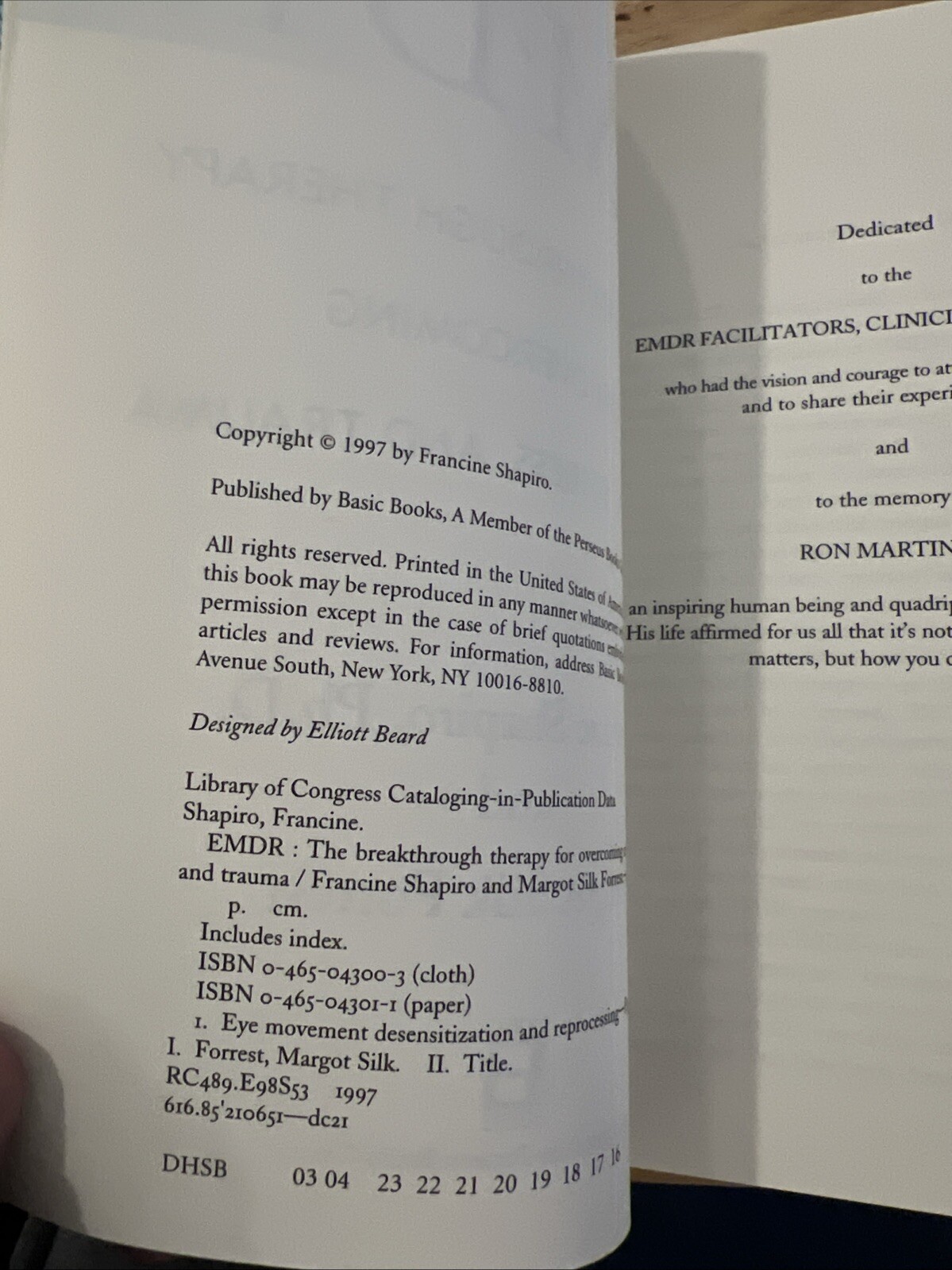 EMDR: The Breakthrough « Eye Movement » Therapy for Overcoming Anxiety, Stress