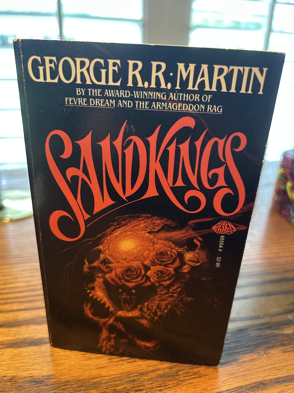 SANDKINGS by George R.R. Martin (1986) 1st Edition, 1st Printing Baen Paperback