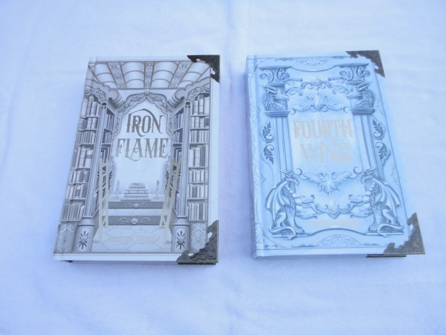 Fourth Wing SIGNED & Iron Flame Bookish Box Luxe Edition Rebecca Yarros Overlays