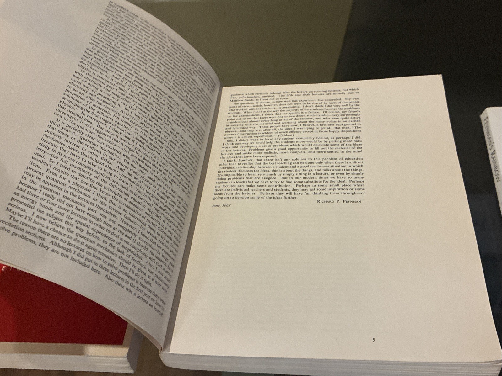 The Feynman Lectures On Physics SET Volumes 1 & 2 PLUS Feynman’s Rainbow *NICE*
