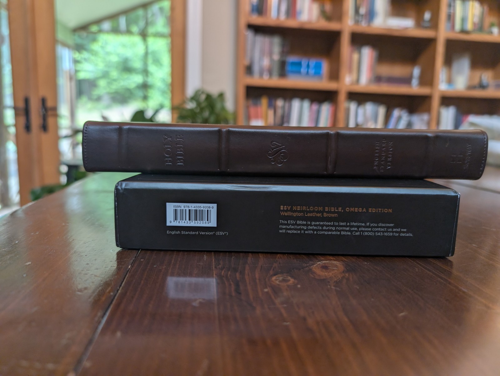 Crossway, ESV Heirloom Bible, Omega Edition, Wellington Leather, Out of Print