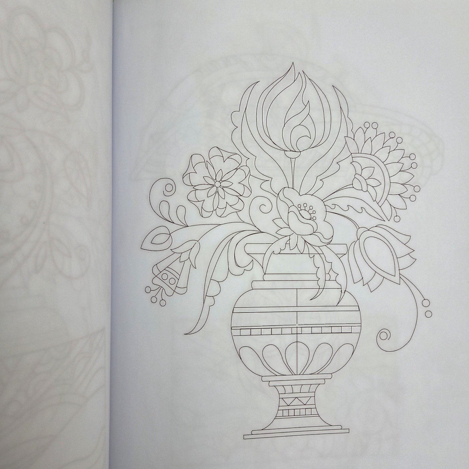 Trish Burr&rsquo;s Embroidery Transfers: Over 70 iron-on designs