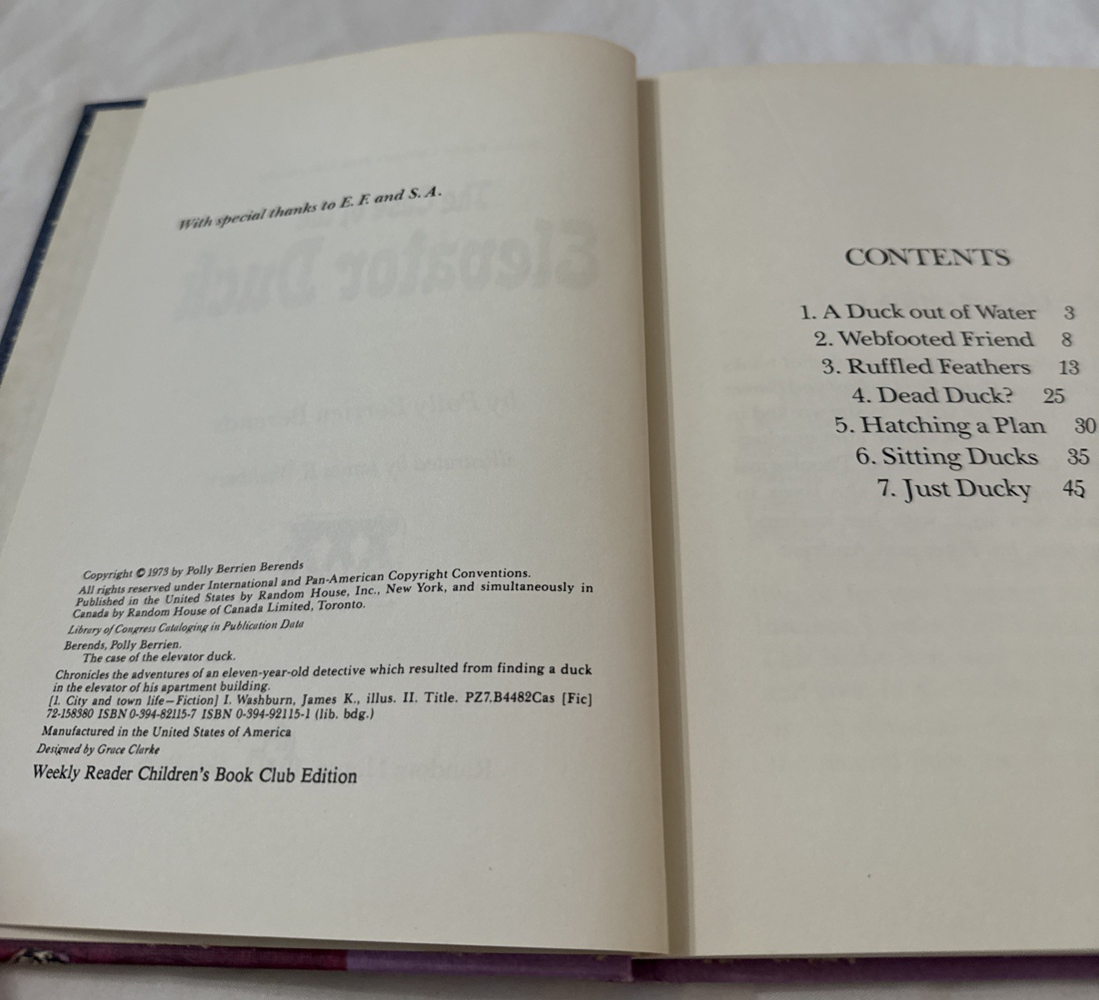 1973 « The Case Of The Elevator Duck » by Polly Berrien Berends Hardcover Book