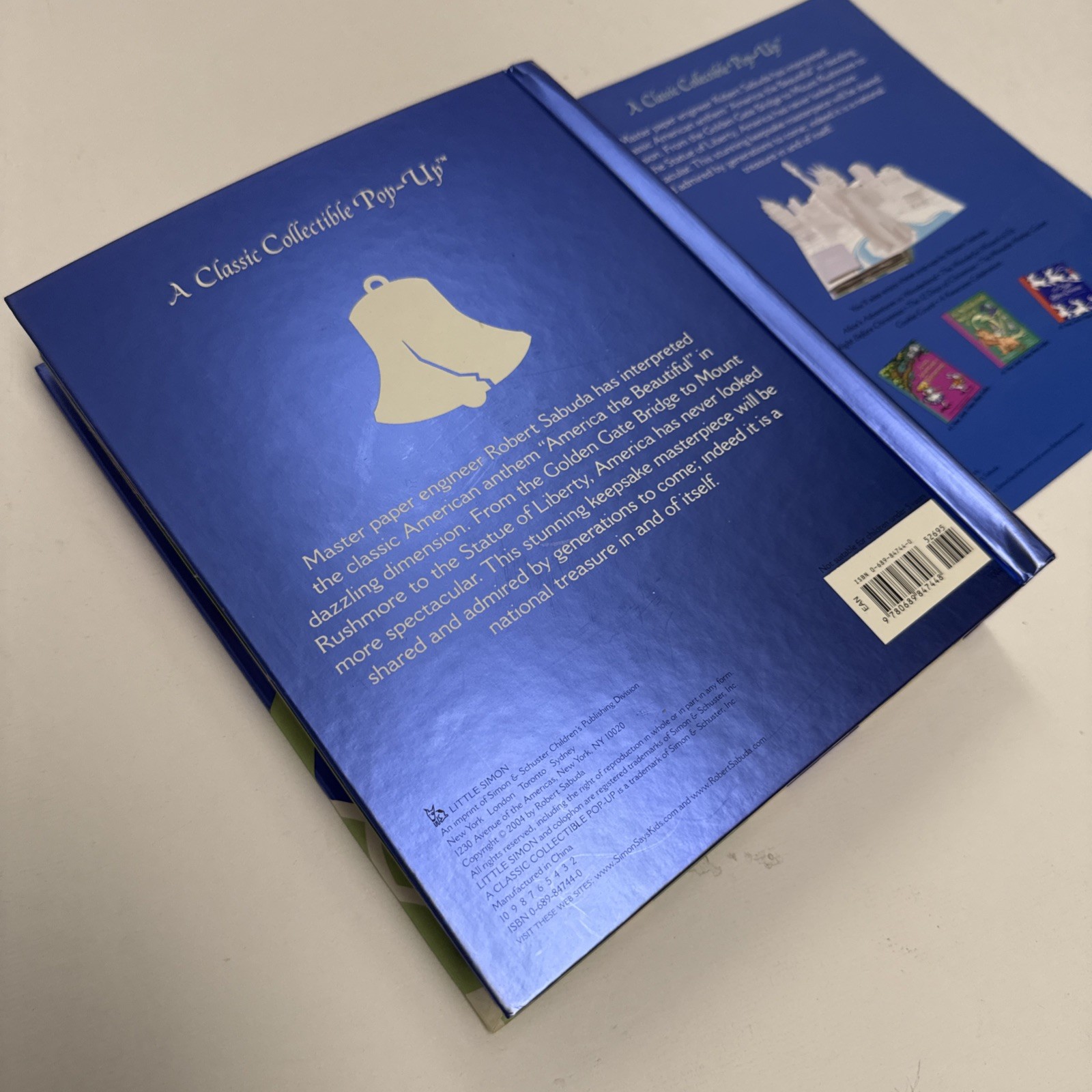 NEW VINTAGE America the Beautiful Pop-Up Book by Robert Sabuda 2004 Edition