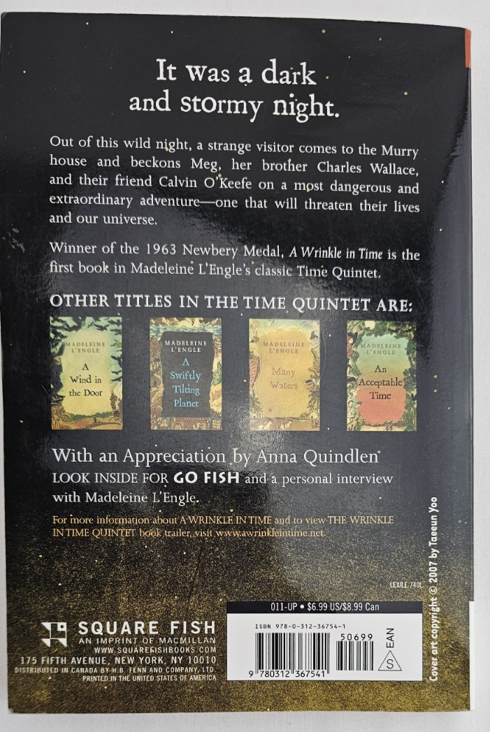 A Wrinkle in Time by Madeleine L&rsquo;Engle – Paperback Edition (ISBN: 9780312367541)