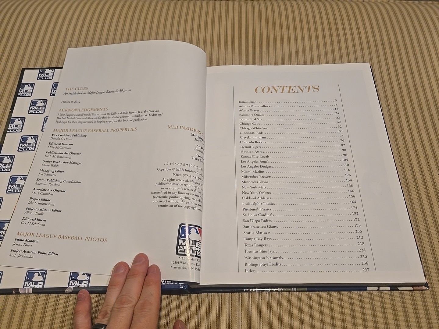 MLB Insiders Club: « The Clubs » Hardcover Edition – New Coffee Table Book