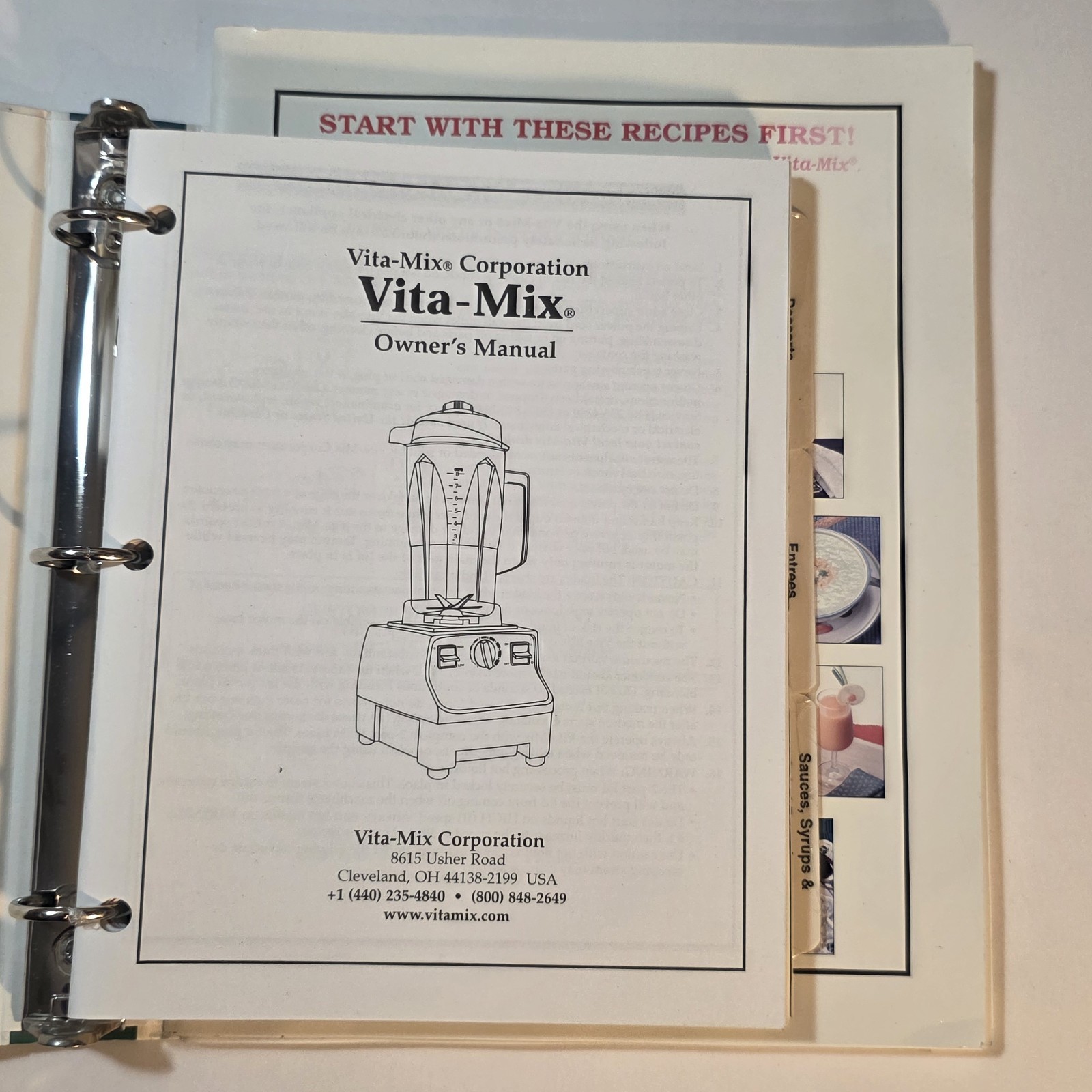 Vita-Mix Whole Food Recipes 3-Ring Binder and Owner&rsquo;s Manual 2000 USA